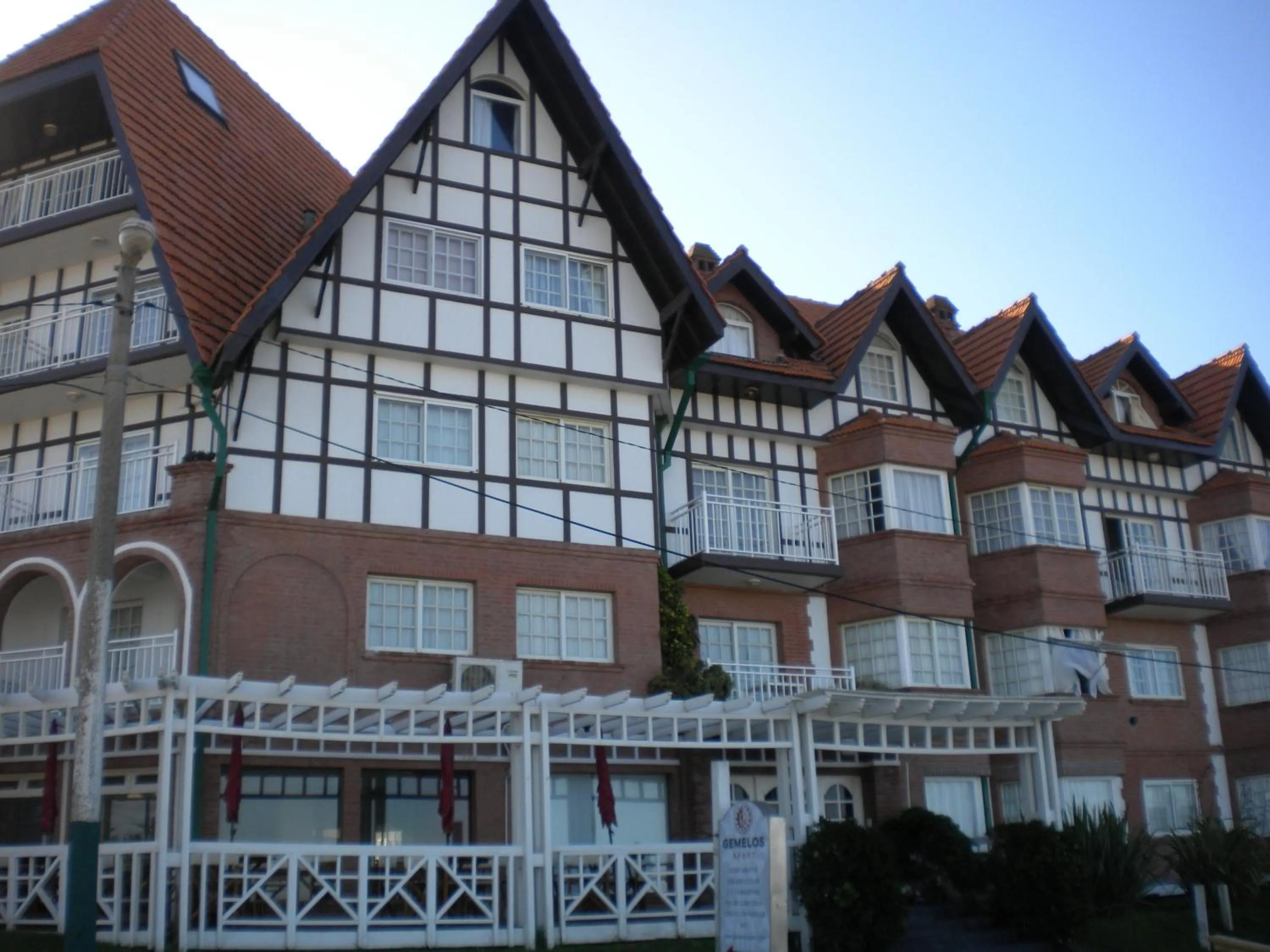 Property building in Gemelos Apart