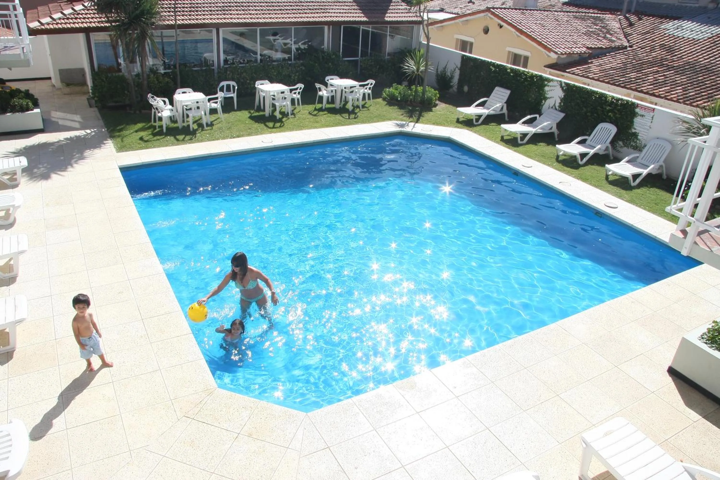 Swimming pool in Gemelos Apart