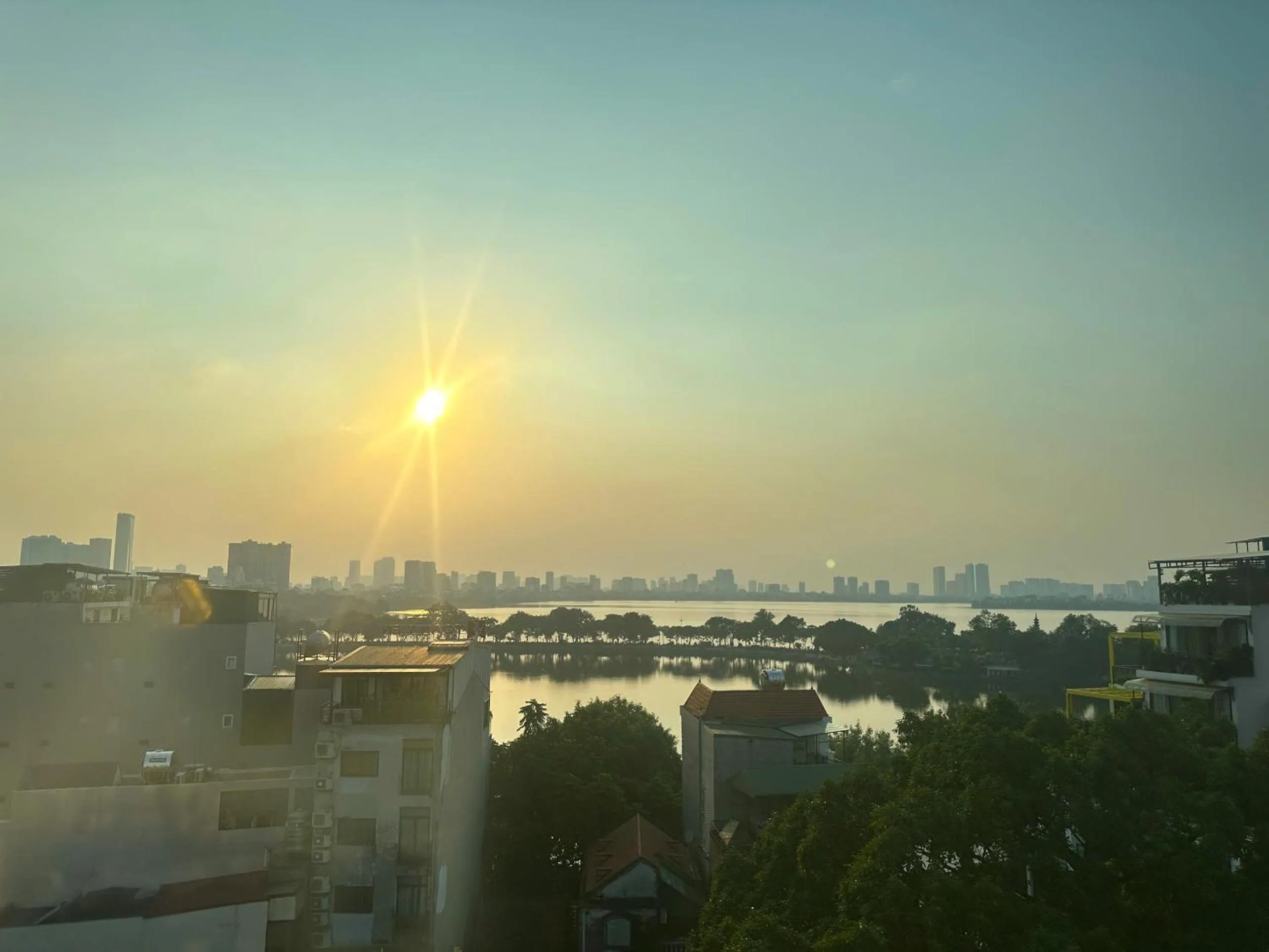 Lake view in Luxe Paradise Hotel Nguyen Khac Hieu