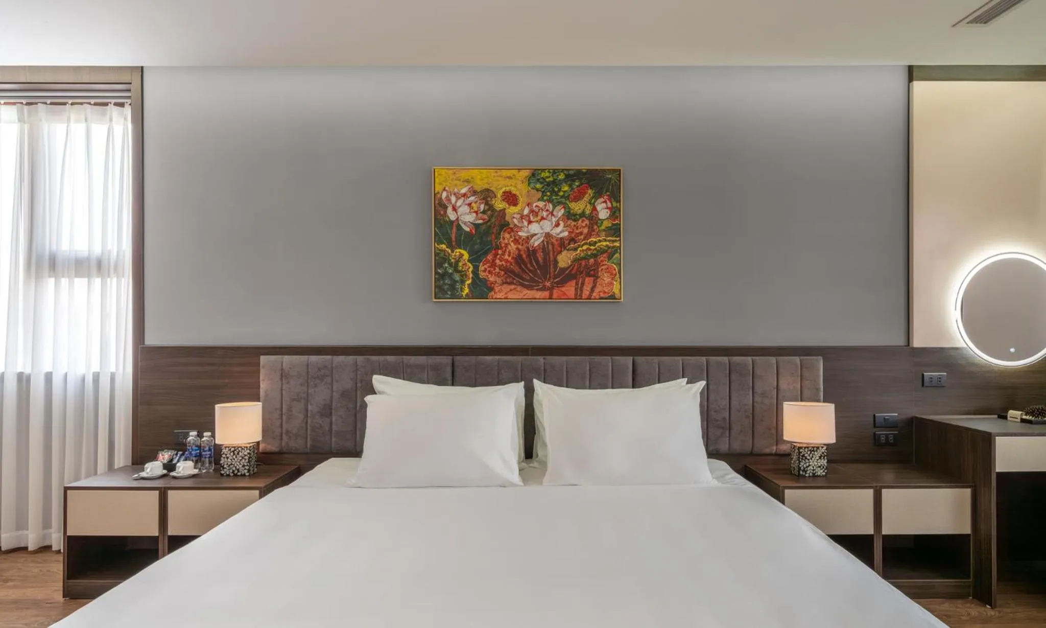 Bed in Luxe Paradise Hotel Nguyen Khac Hieu