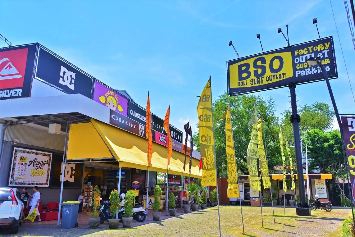 Supermarket/grocery shop in Private Pool Villas Kuta Bali