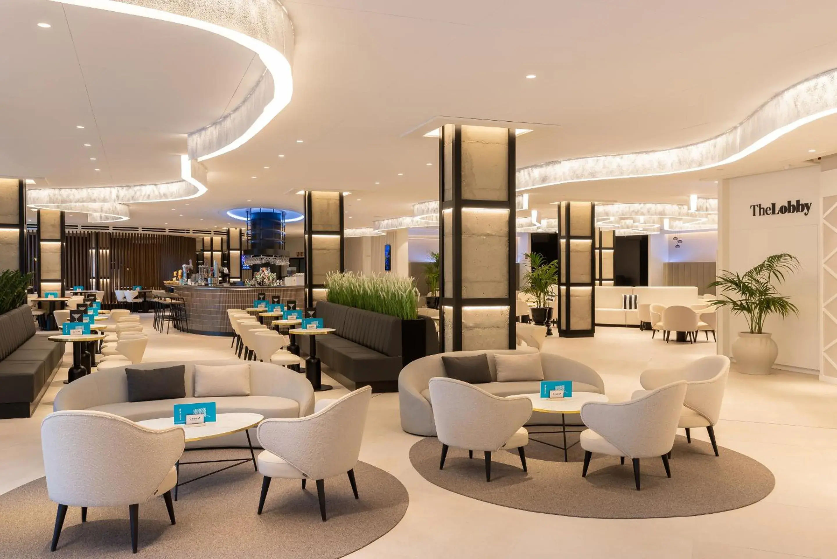 Lounge or bar in Golden Bahía de Tossa & Spa 4* Sup. Lounge or bar in Golden Bahía de Tossa & Spa 4* Sup.