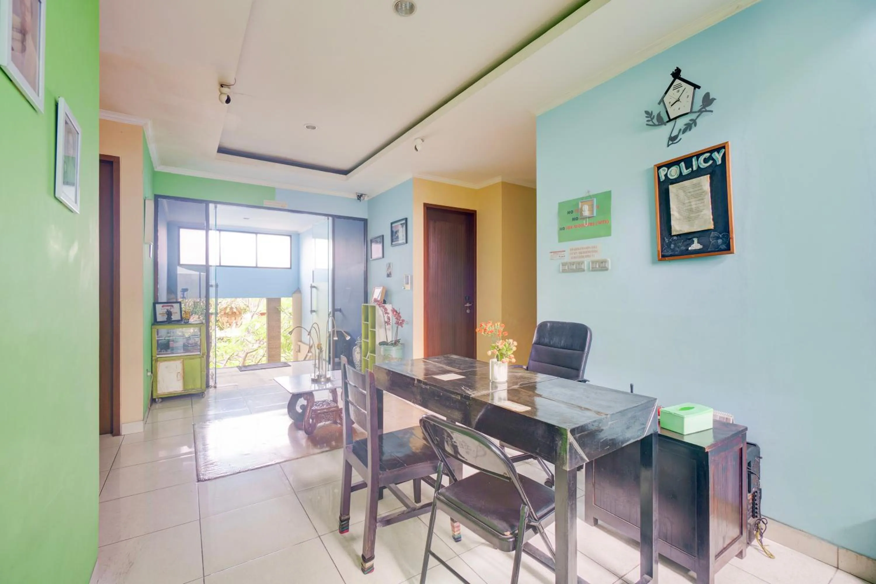 Lobby or reception in OYO 94426 Sabda Guest House