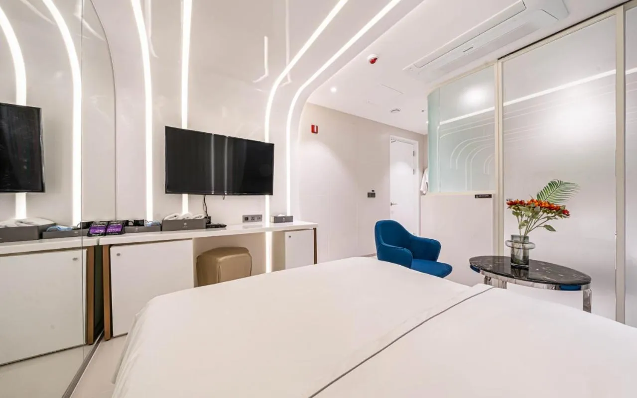 Bed in Forestar Hotel