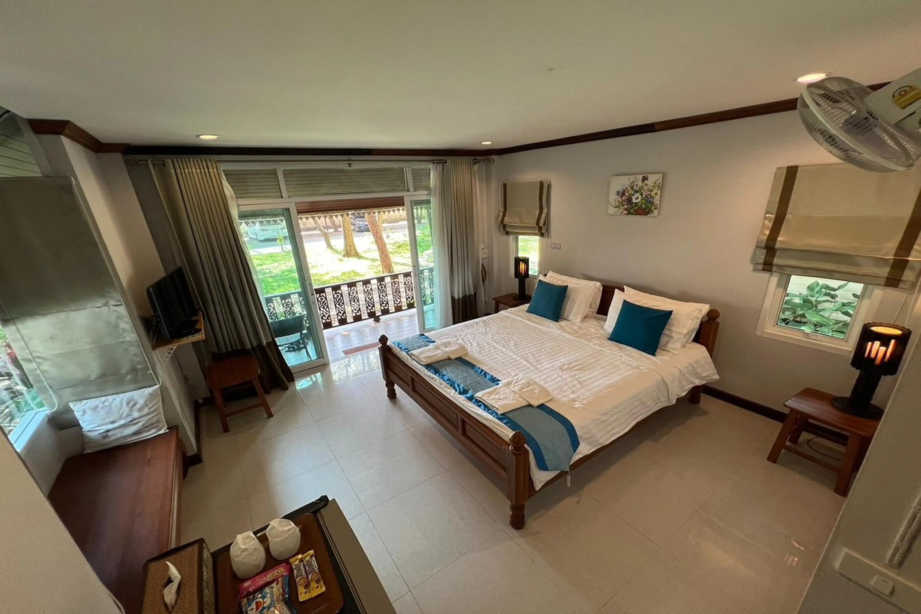 Bed in Baan Nam Pen Resort