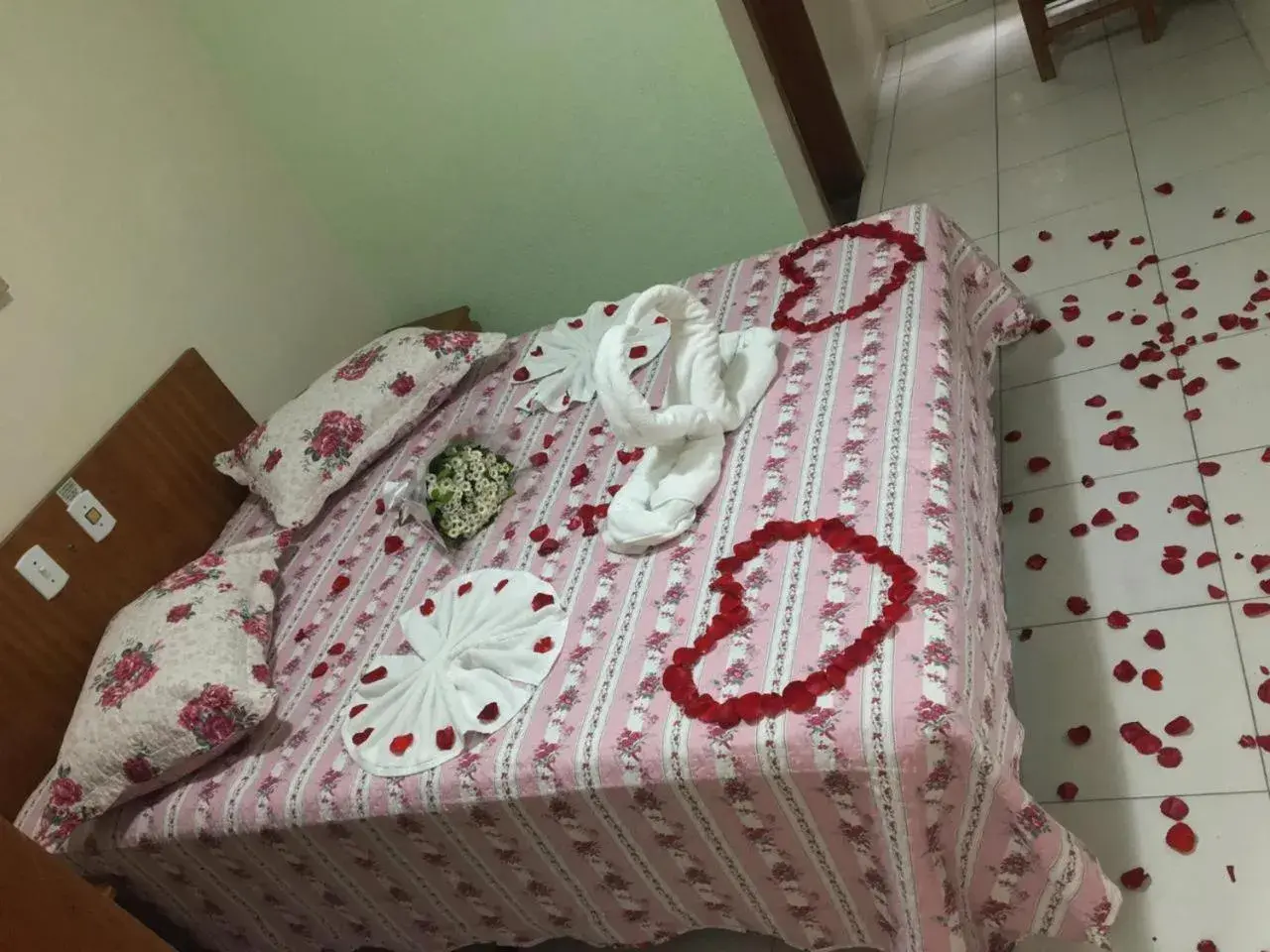 Bed in Ipê Guaru Hotel Bed in Ipê Guaru Hotel