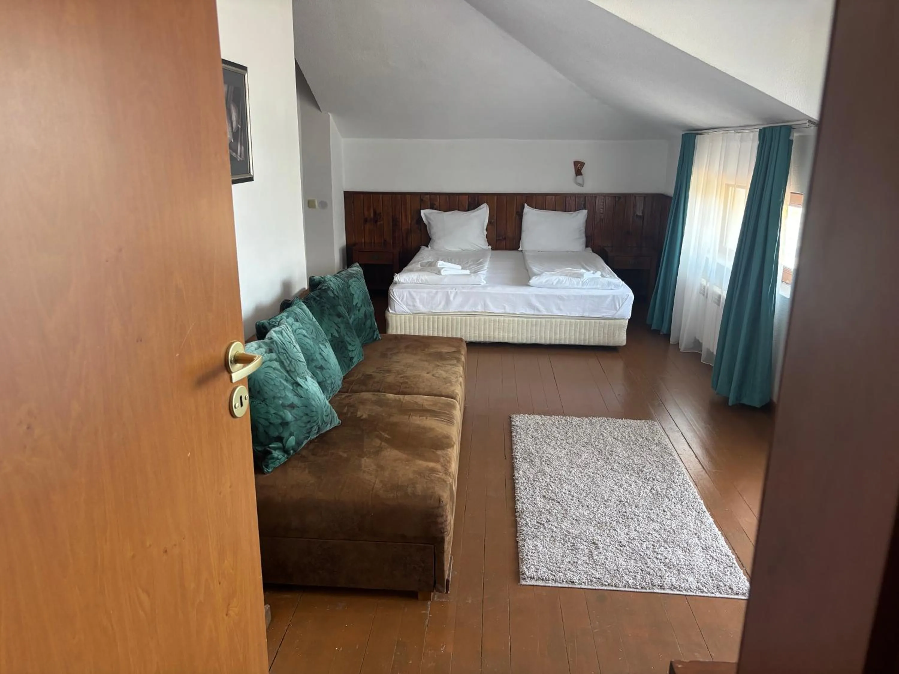 Banderitsa Hotel and Casino