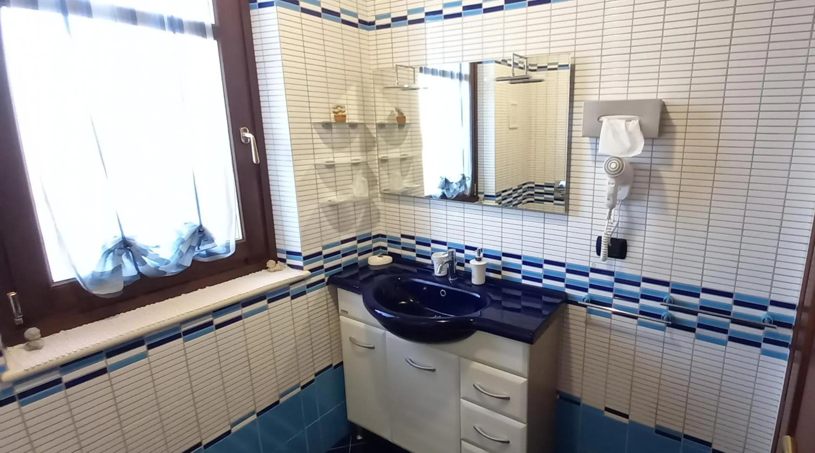 Bathroom in Villa Laura B&B