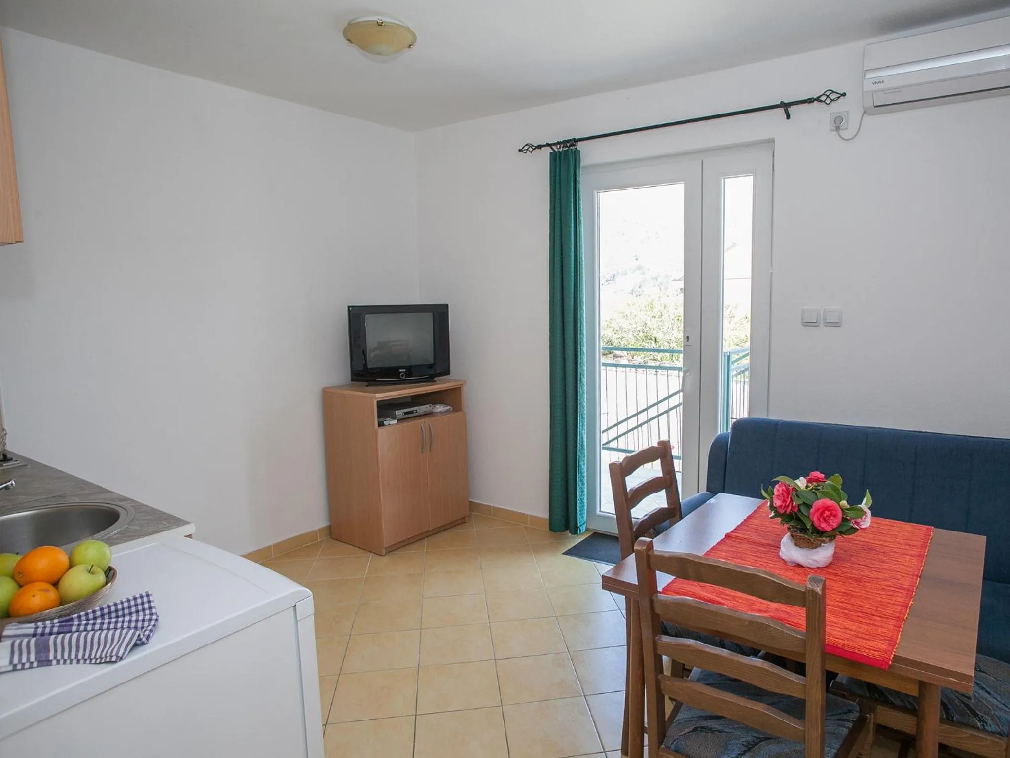 TV and multimedia in Daria Apartments