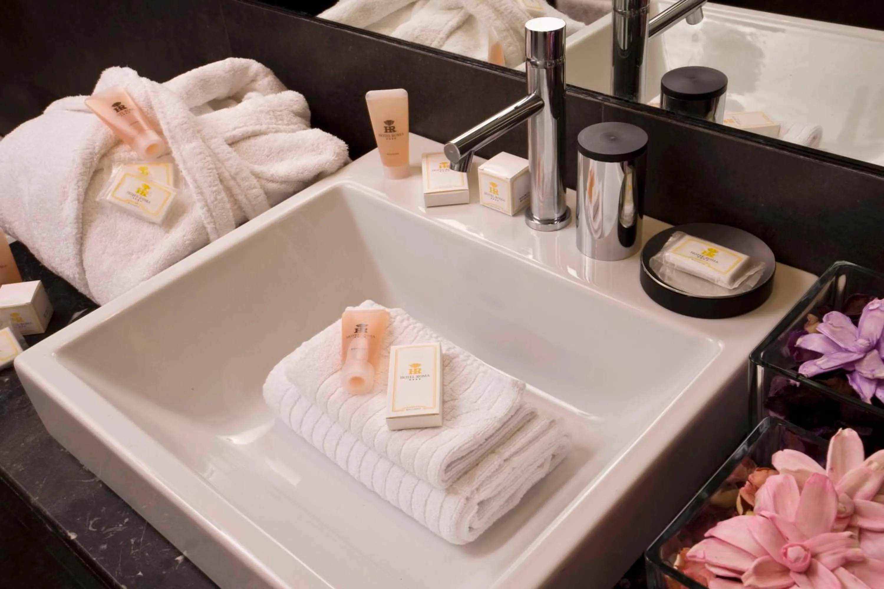 Bathroom in Hotel Roma