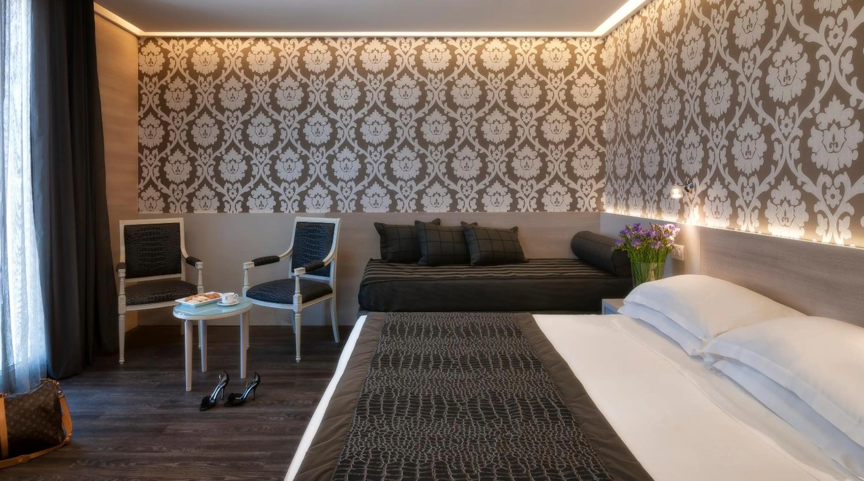 Bedroom, Bed in Hotel Roma