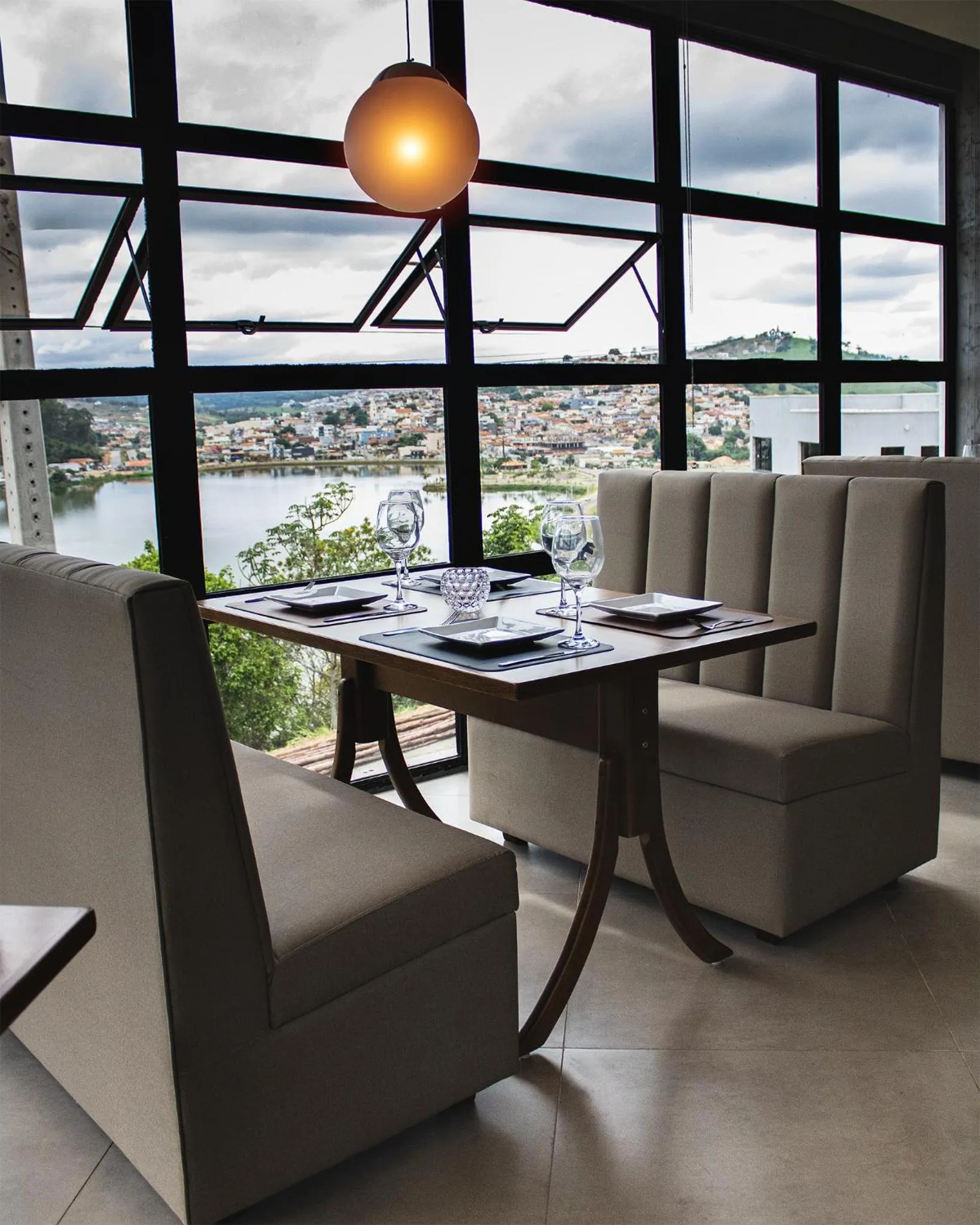 Dining area in Pousada Varandas do Lago