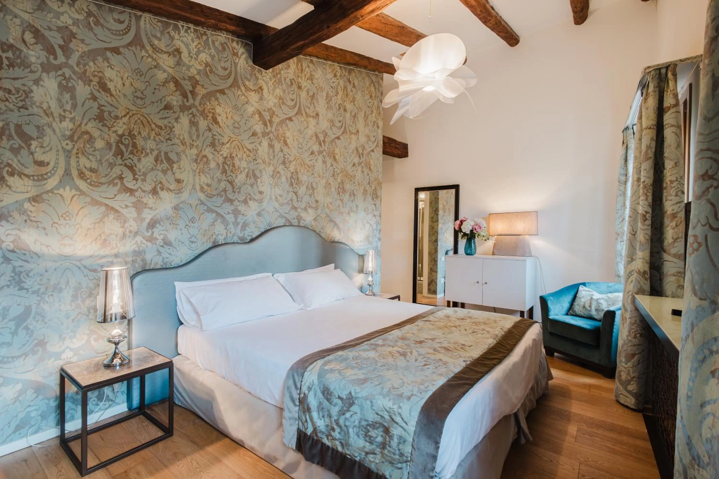 Bedroom, Bed in Dimora Capuleti