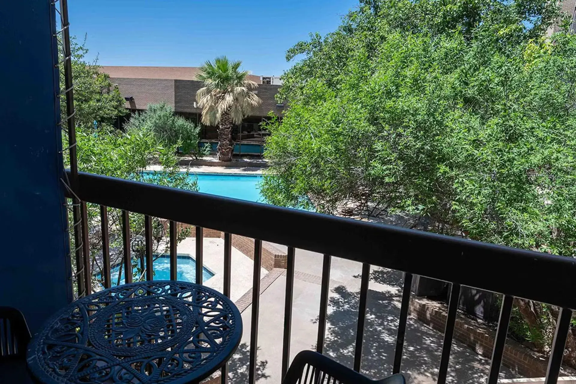 Pool view in MCM Elegante Hotel Pool view in MCM Elegante Hotel