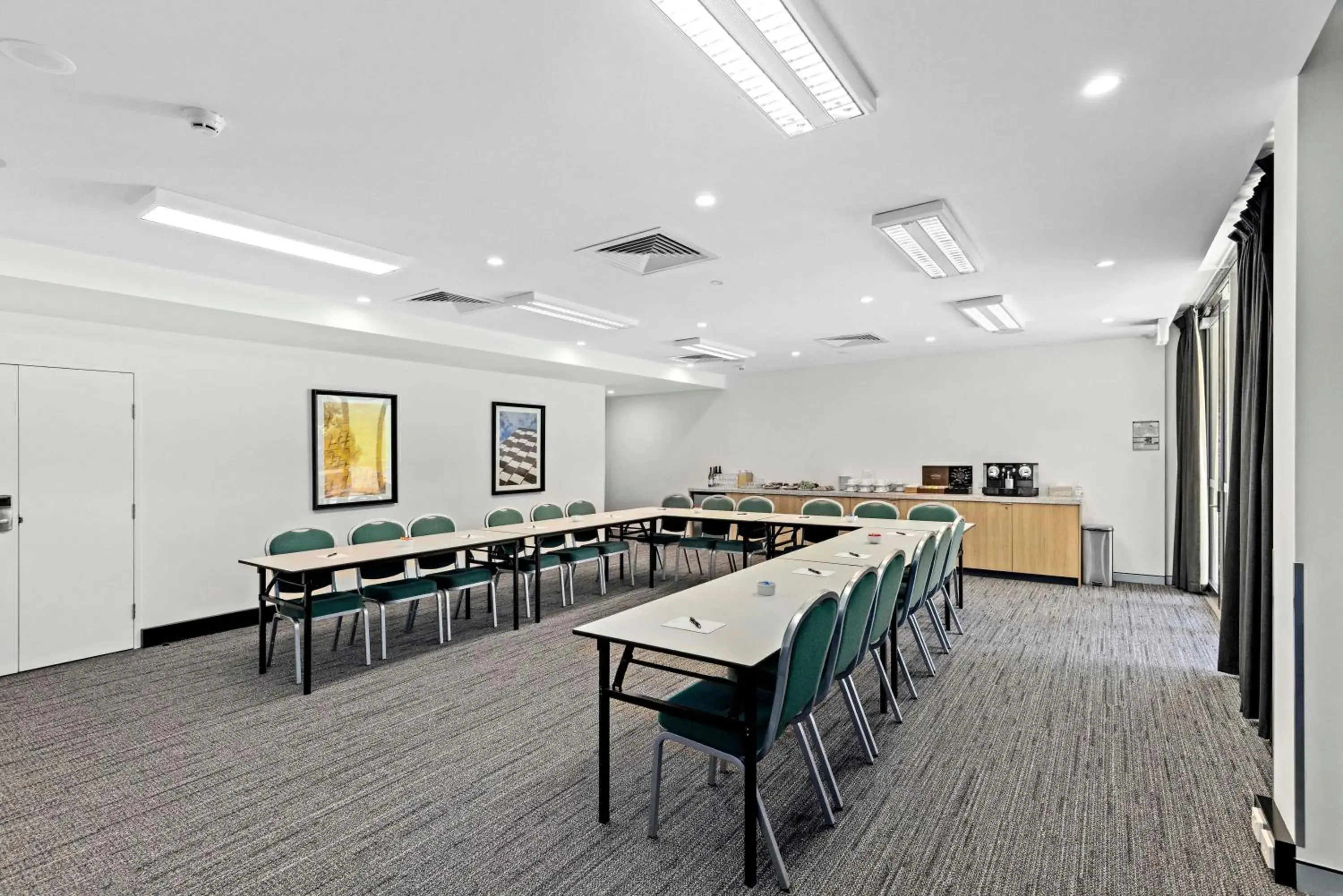 Meeting/conference room in Quest Kelvin Grove Meeting/conference room in Quest Kelvin Grove