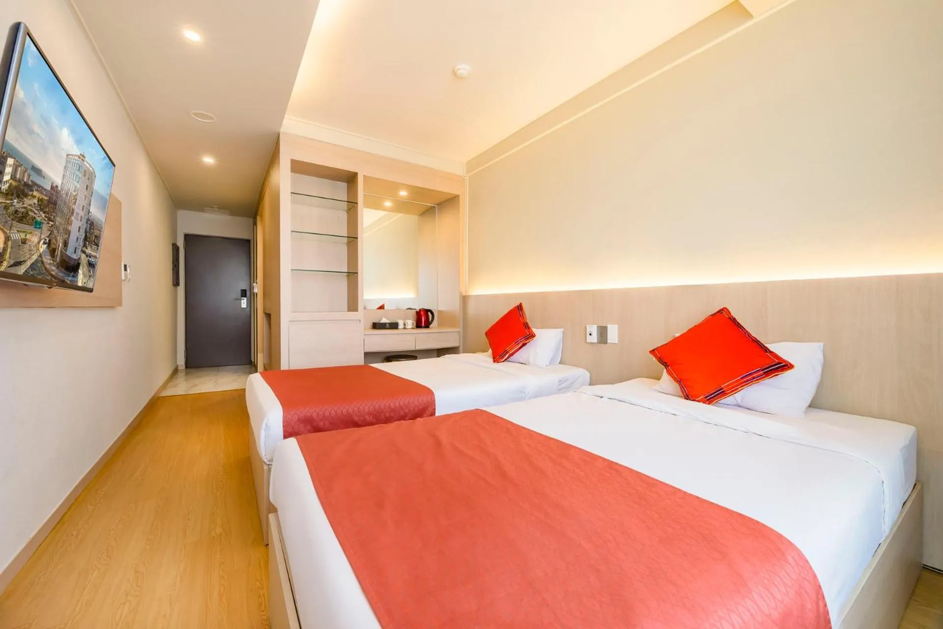 Bed in Shin Shin Hotel Jeju Worldcup