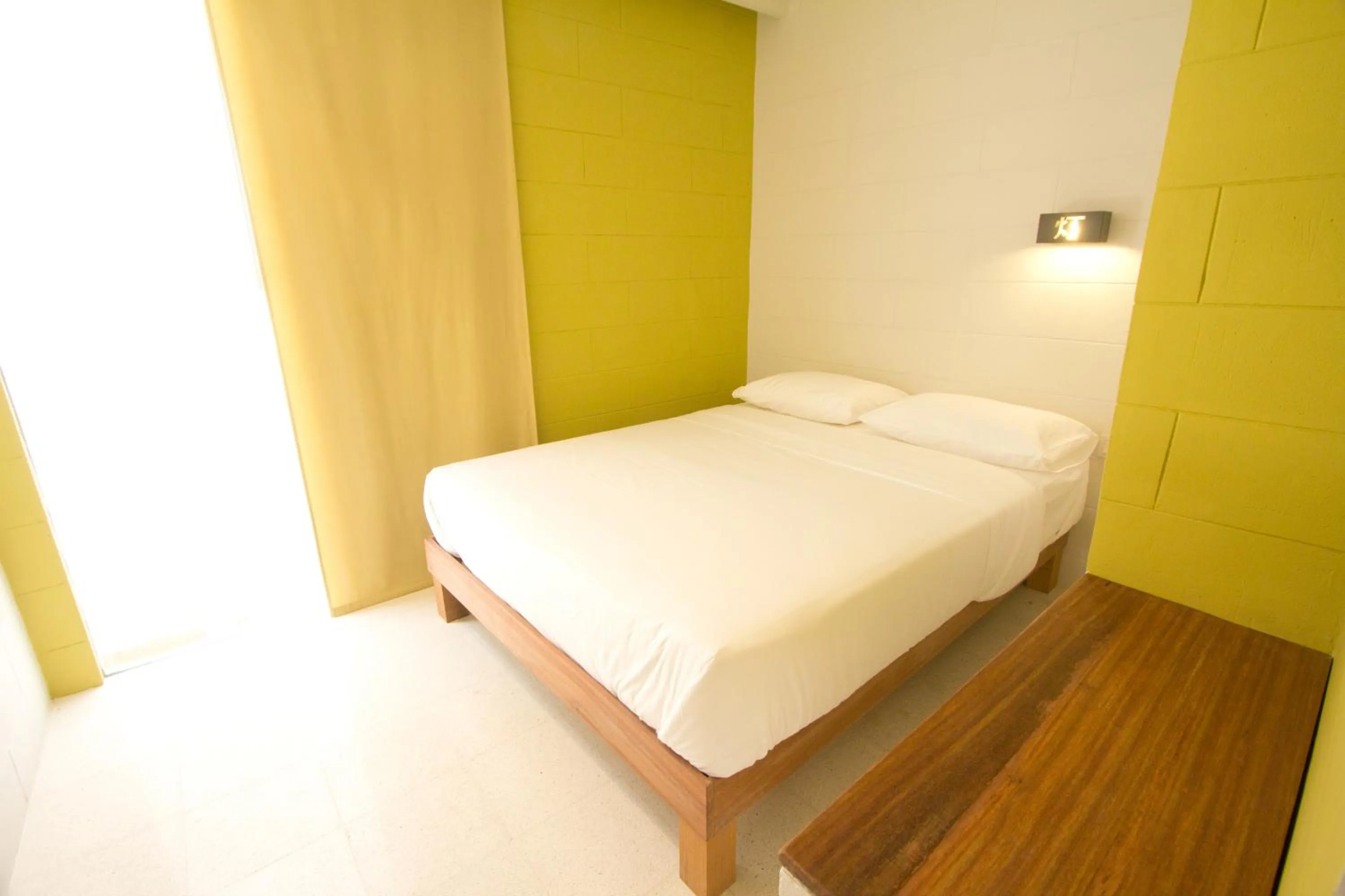 Photo of the whole room, Bed in Lantern Hotel