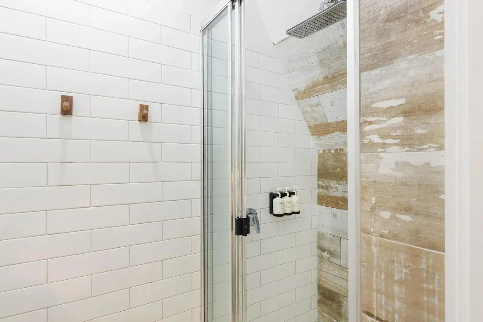 Family Room, Private Bathroom in Bounce Magnetic Island and Koala Park - formerly Roamer Family Room, Private Bathroom in Bounce Magnetic Island and Koala Park - formerly Roamer