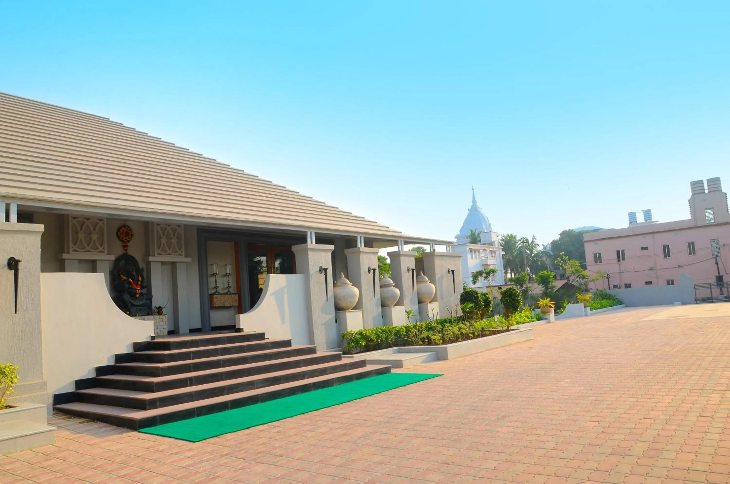 Facade/entrance in Pramod Convention & Beach Resorts