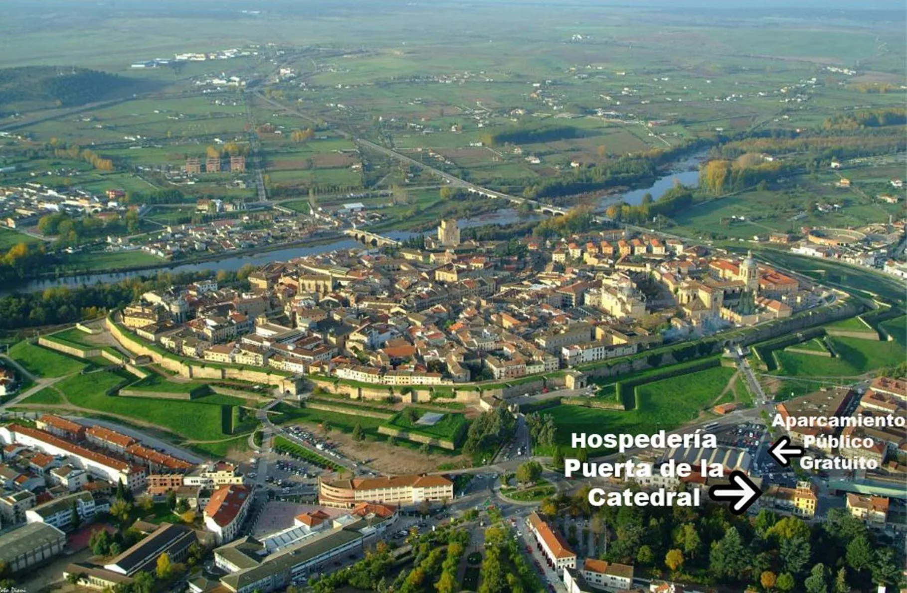 Nearby landmark in Hospedería Puerta de la Catedral