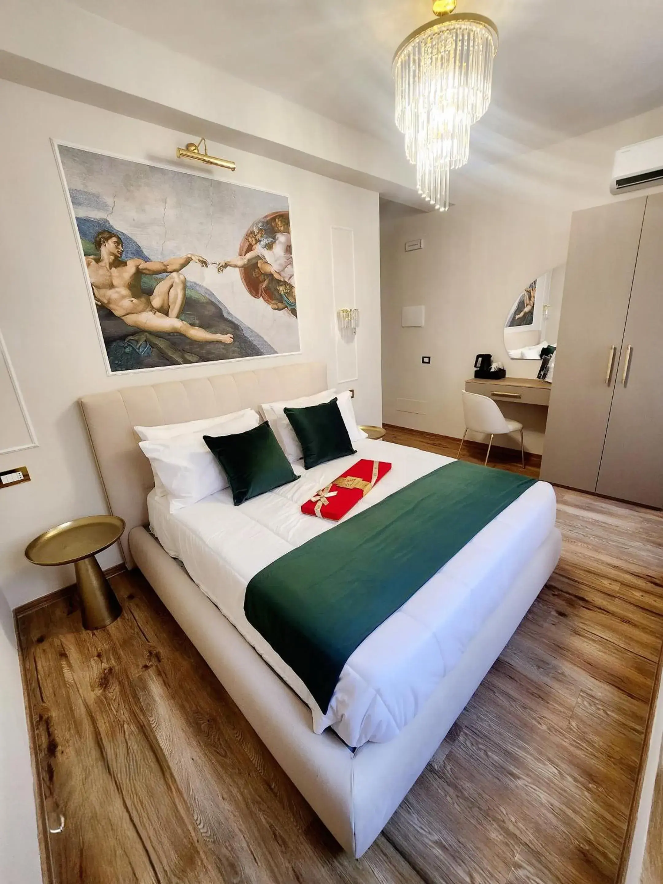 Standard Double Room in Golden Palace Luxury Guest House Standard Double Room in Golden Palace Luxury Guest House