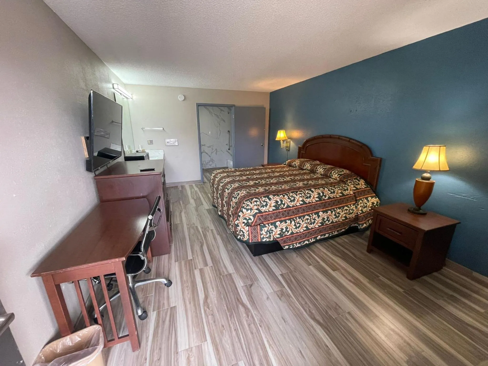 Brookwood Inn - Extended Stay