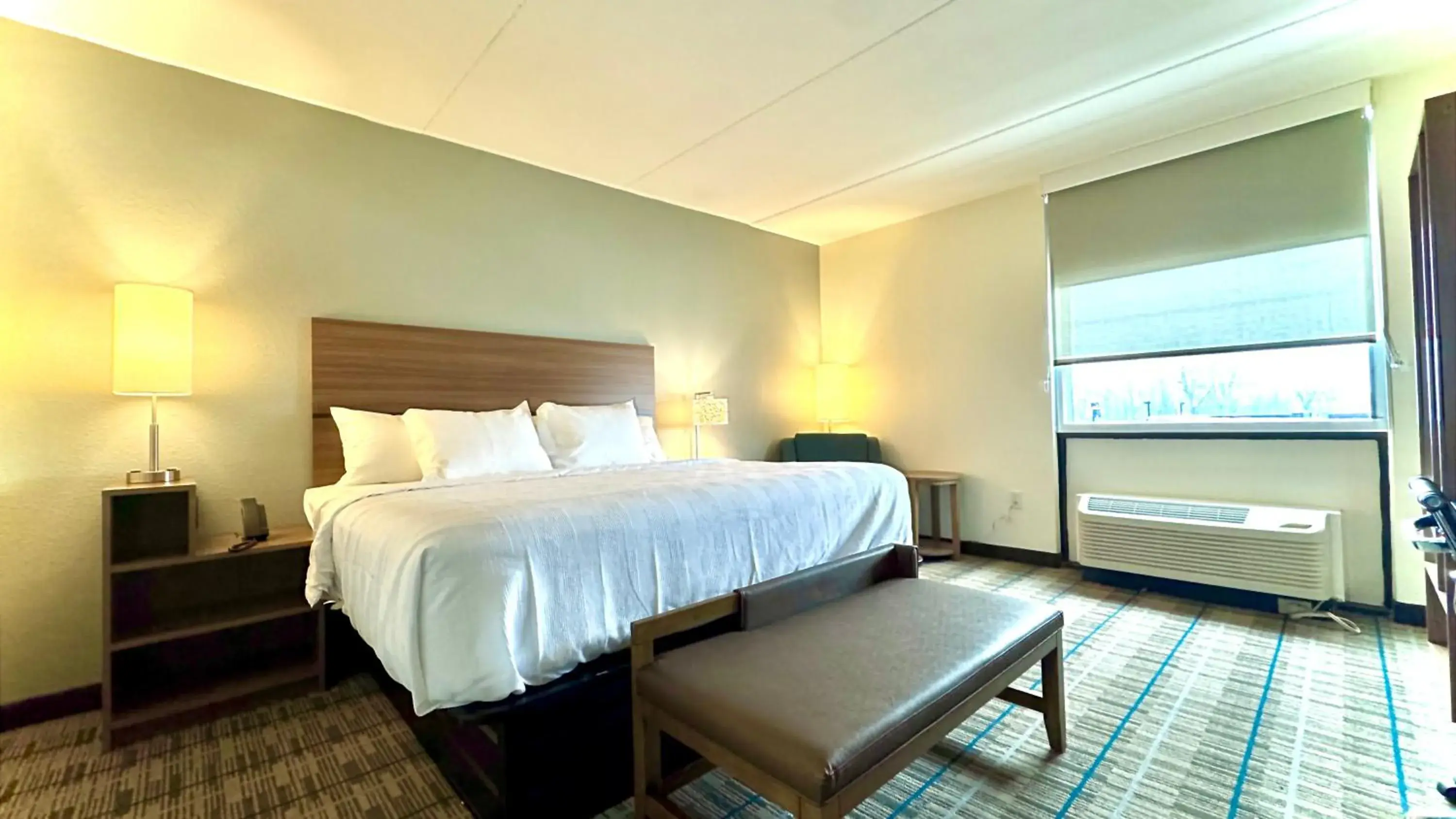 Bed in MainStay Suites Chambersburg Bed in MainStay Suites Chambersburg