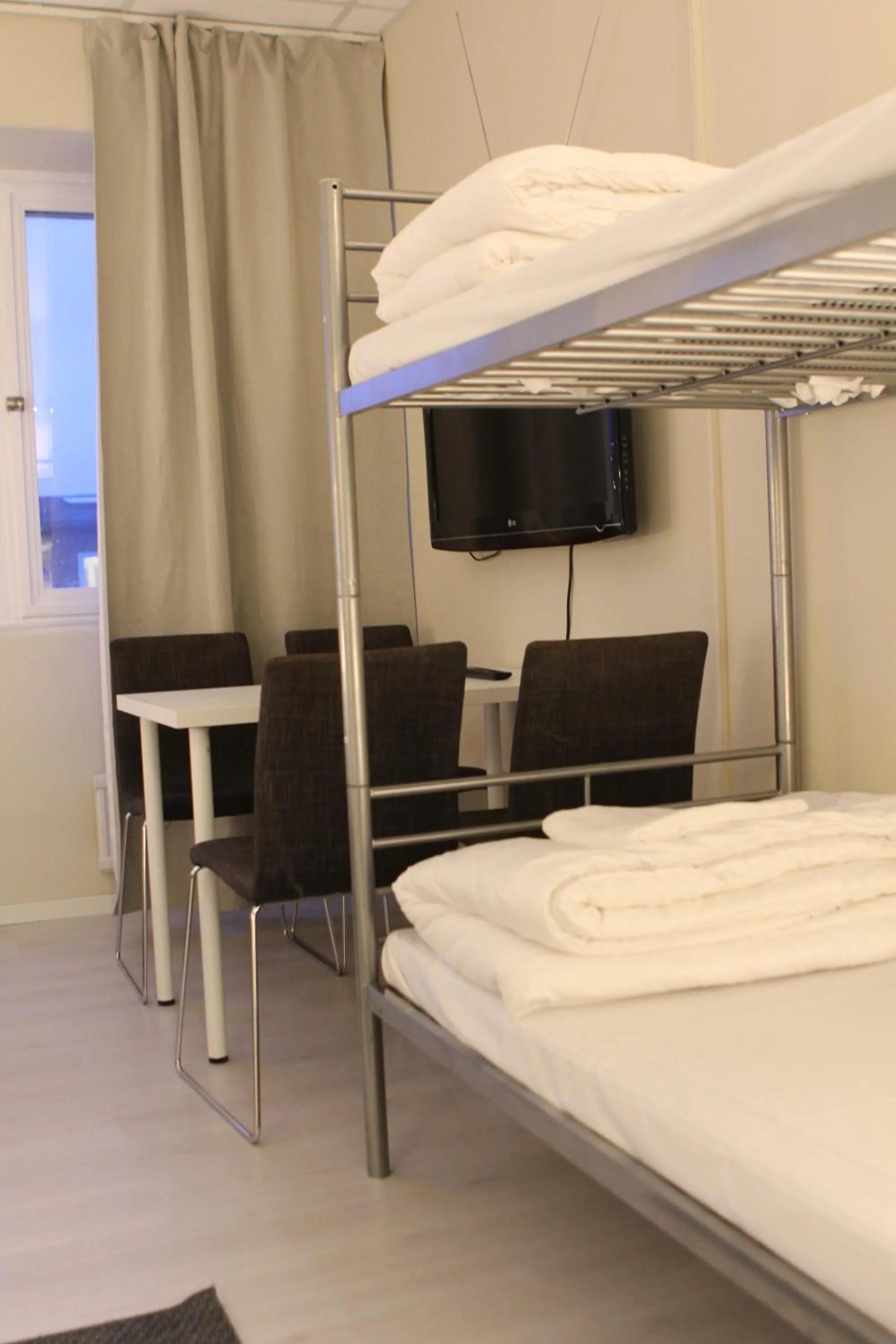 bunk bed, Bed in Hotell Bromma
