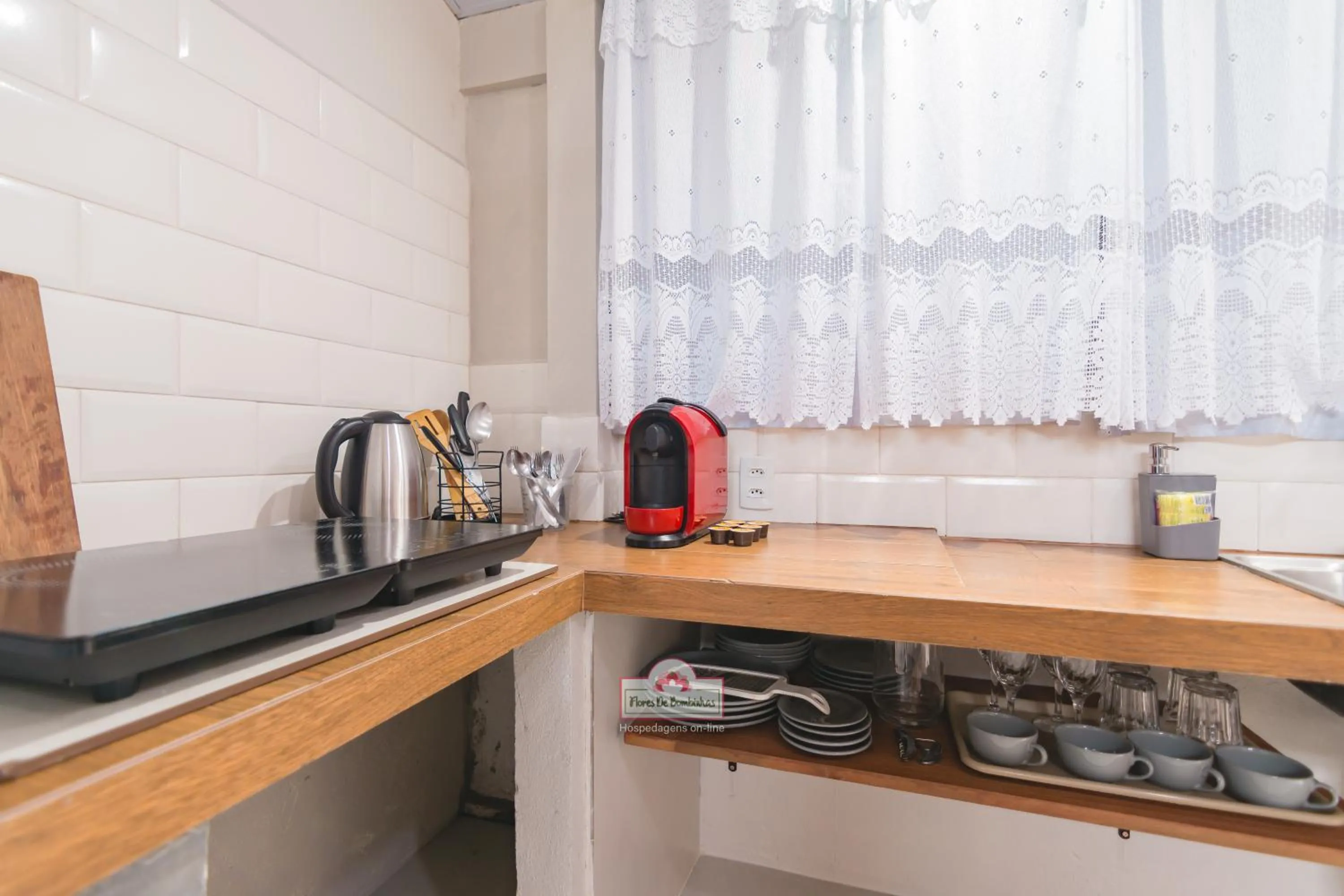 Coffee/tea facilities in Flat Flores de Bombinhas Oficial