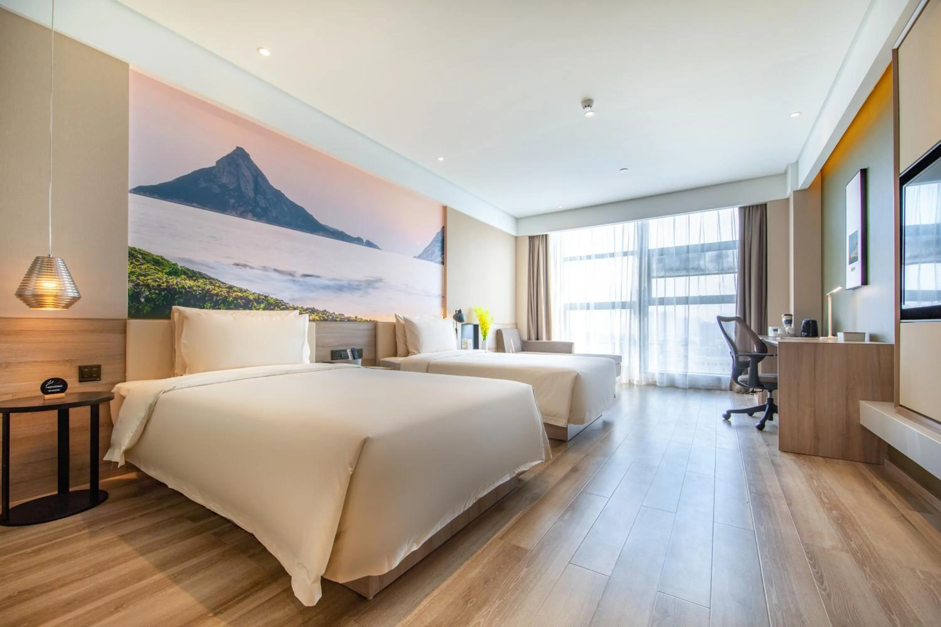 Bed in Atour Hotel Zhuhai Xiangzhou Aoyuan Plaza