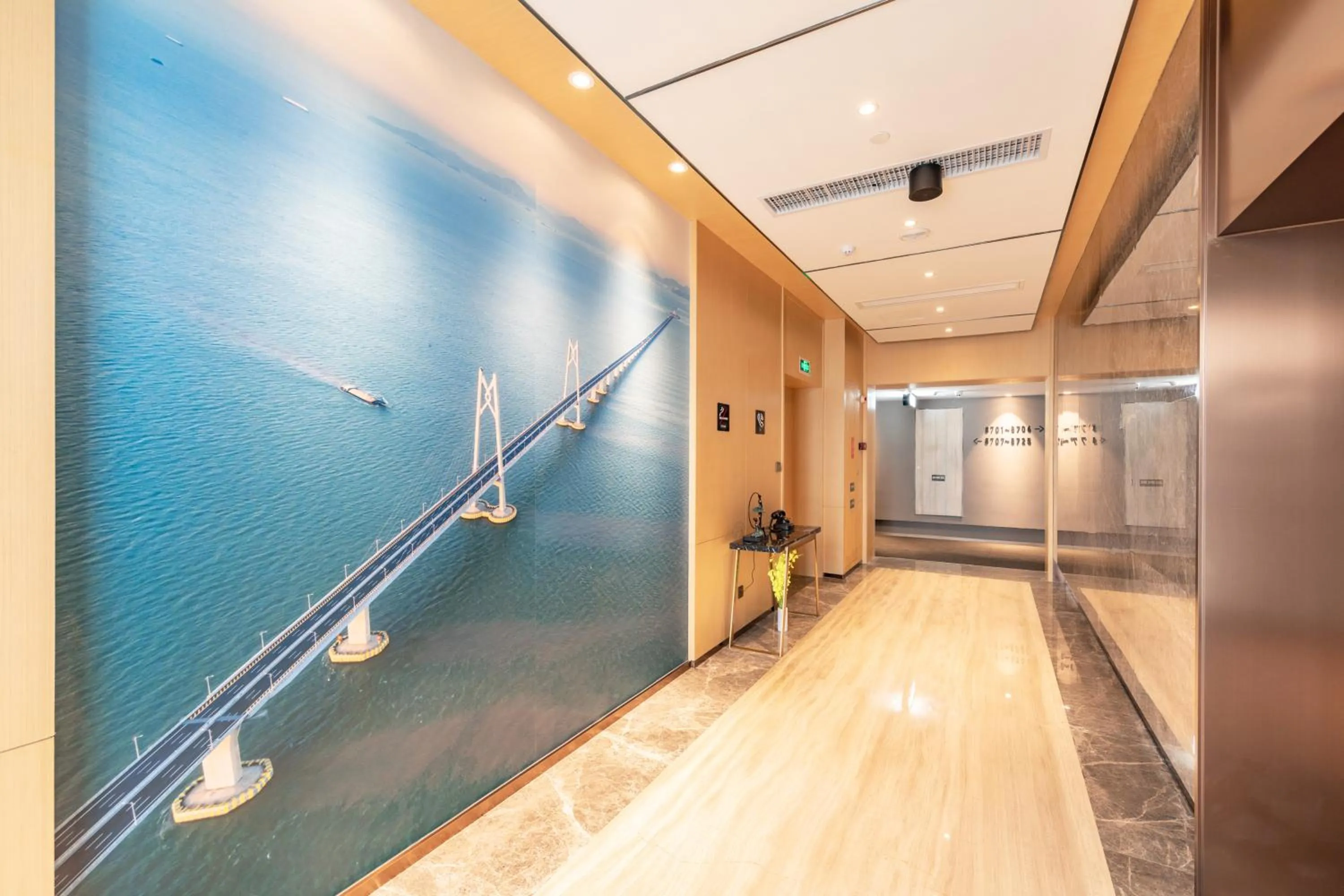 Atour Hotel Zhuhai Xiangzhou Aoyuan Plaza