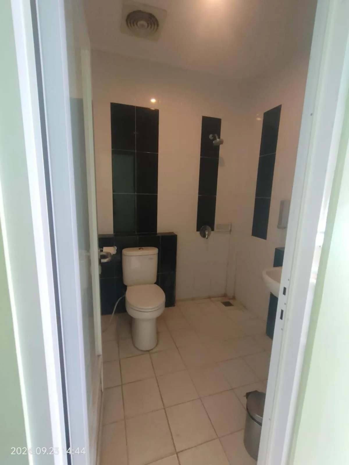 Shower in NTC Lembang by Kuncara PHM