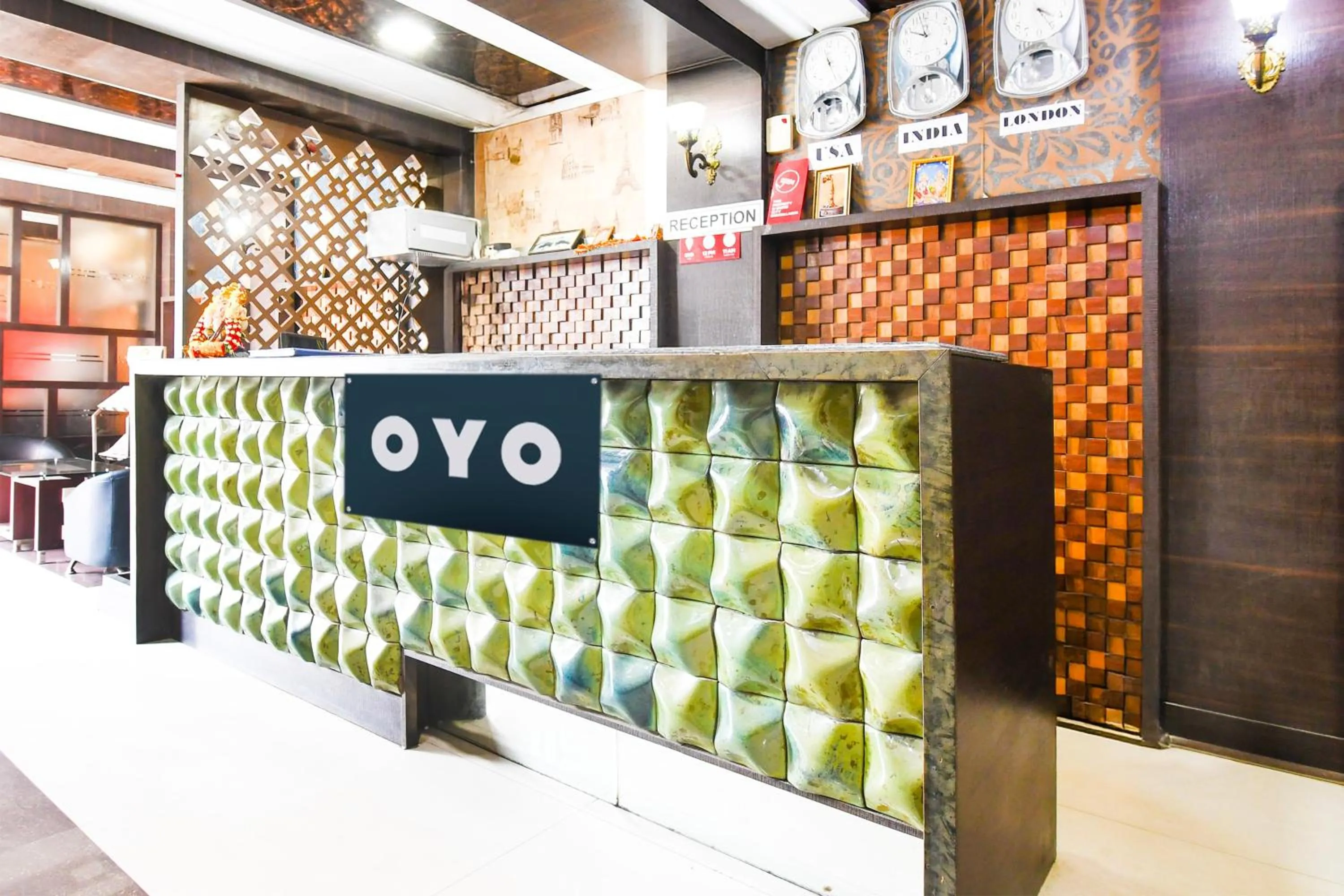 Lobby or reception in Hotel O Park Street Inn