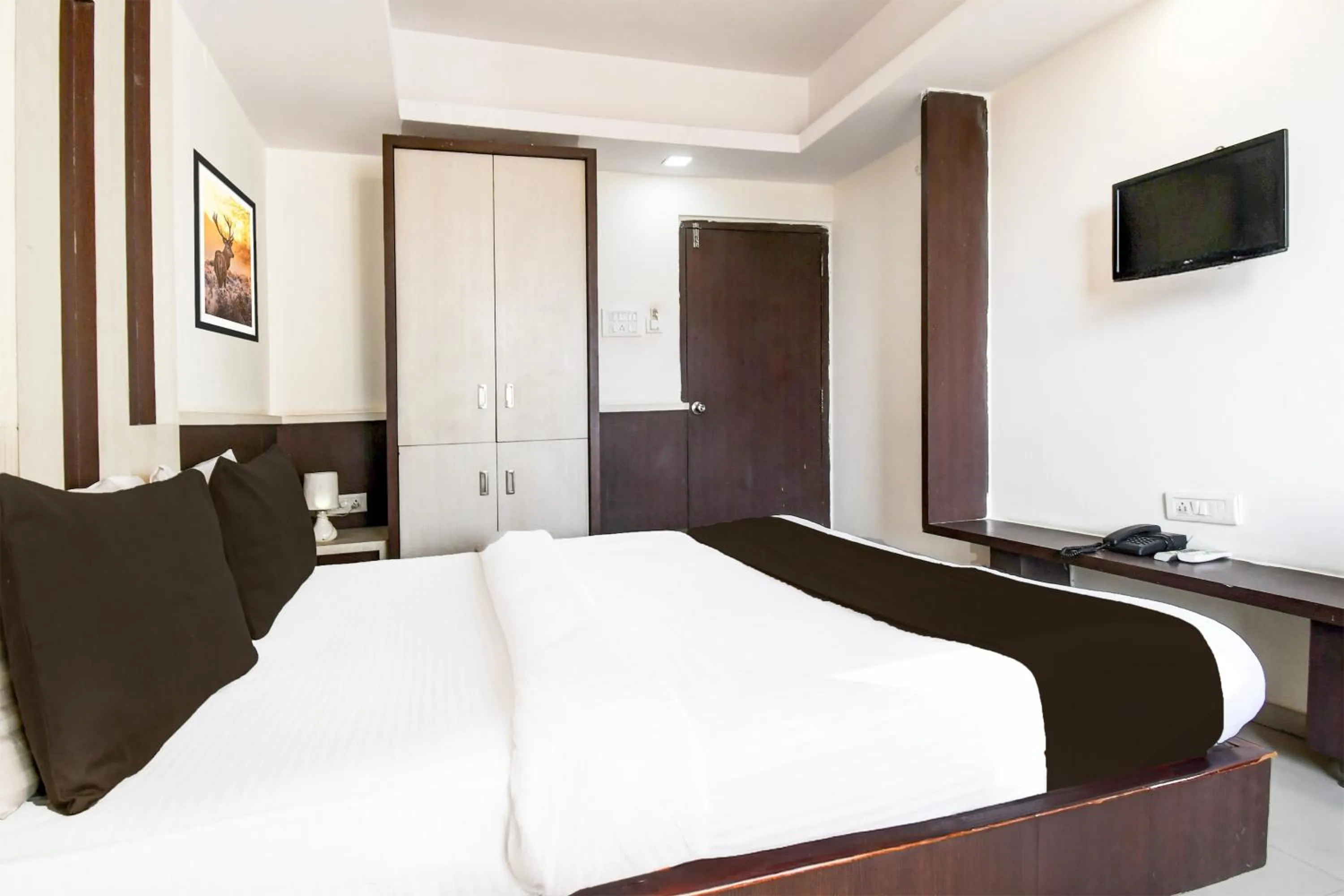 Bedroom, Bed in Hotel O Park Street Inn