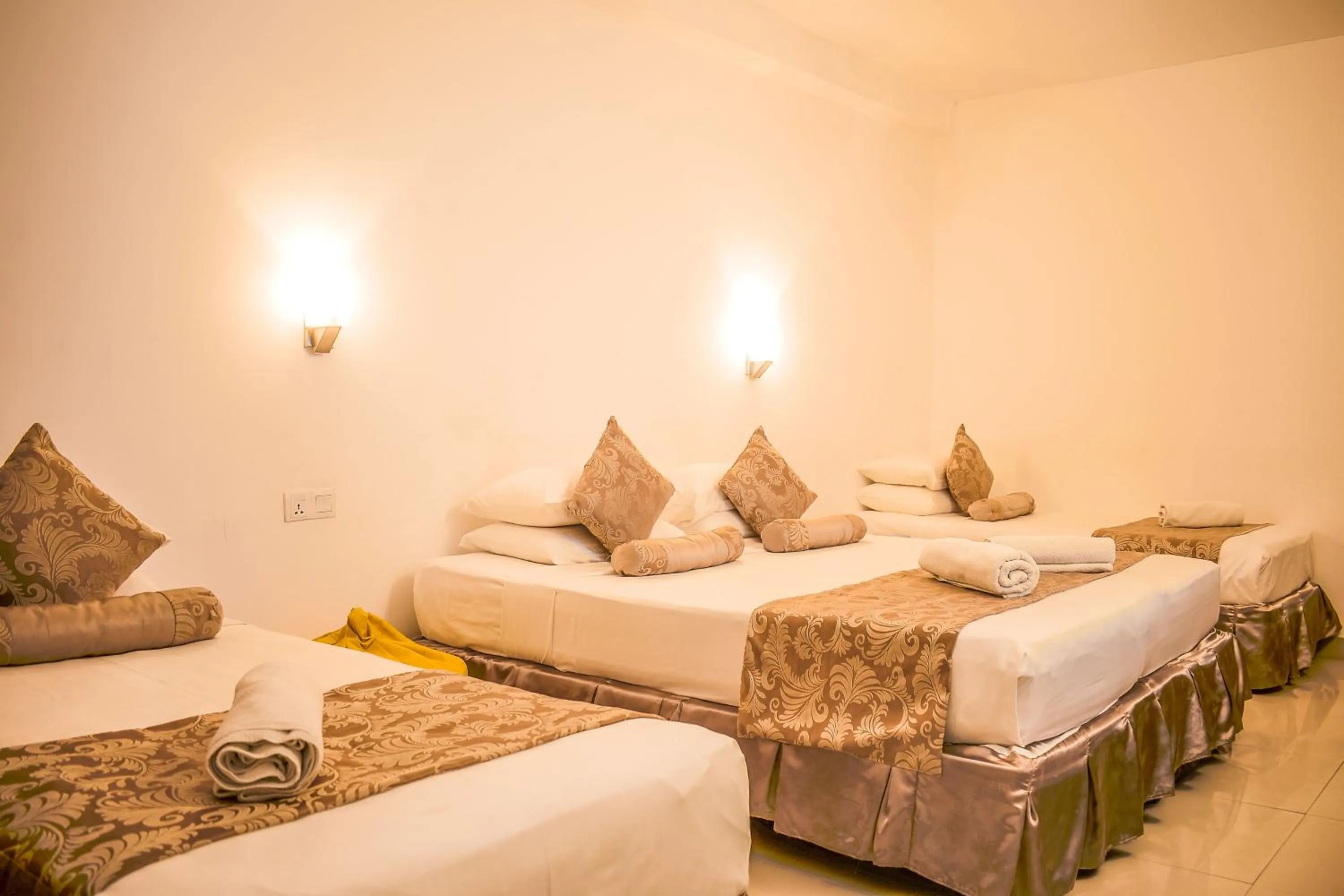 Superior Quadruple Room in Hotel Sunray