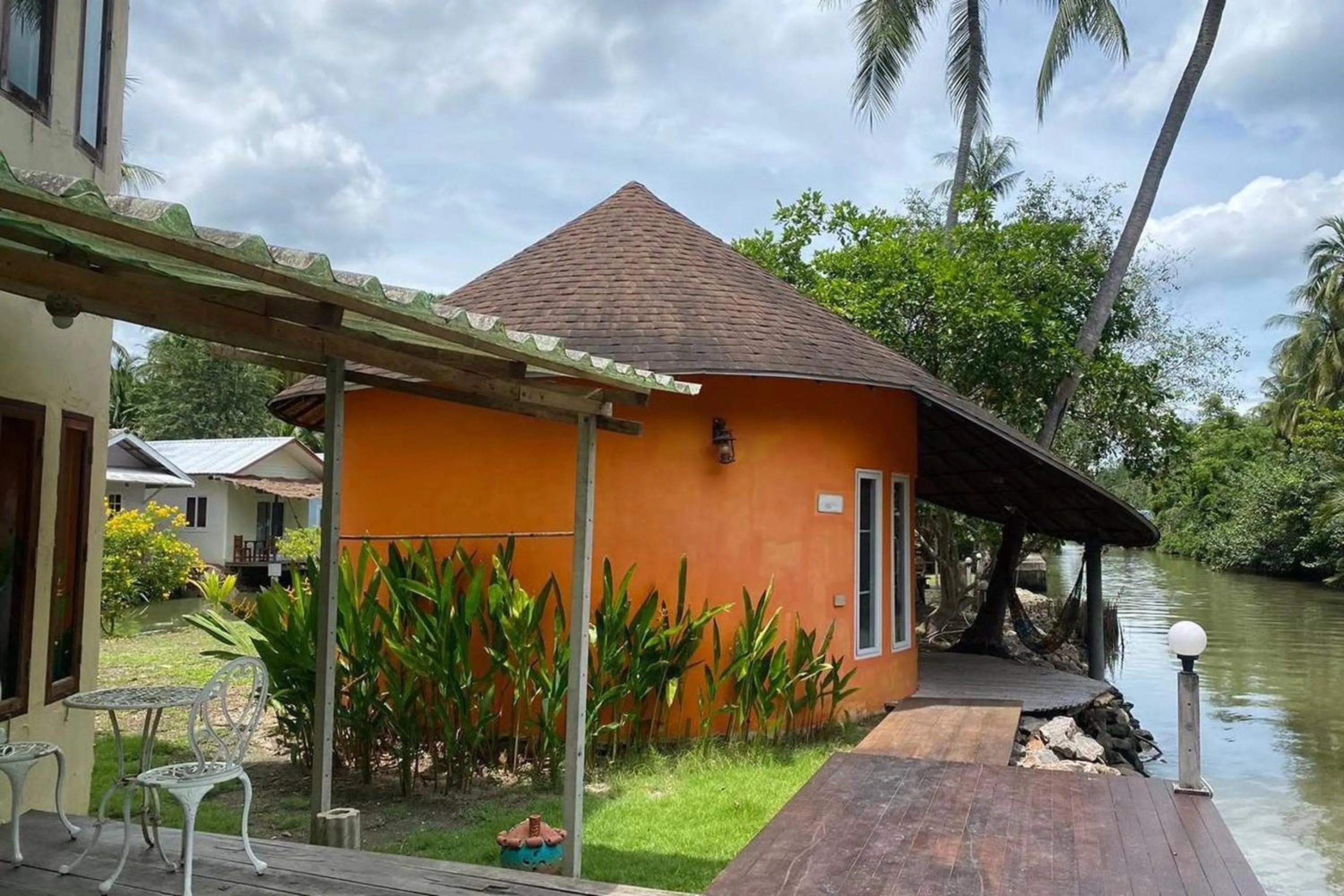 Property building in Kalacanal resort