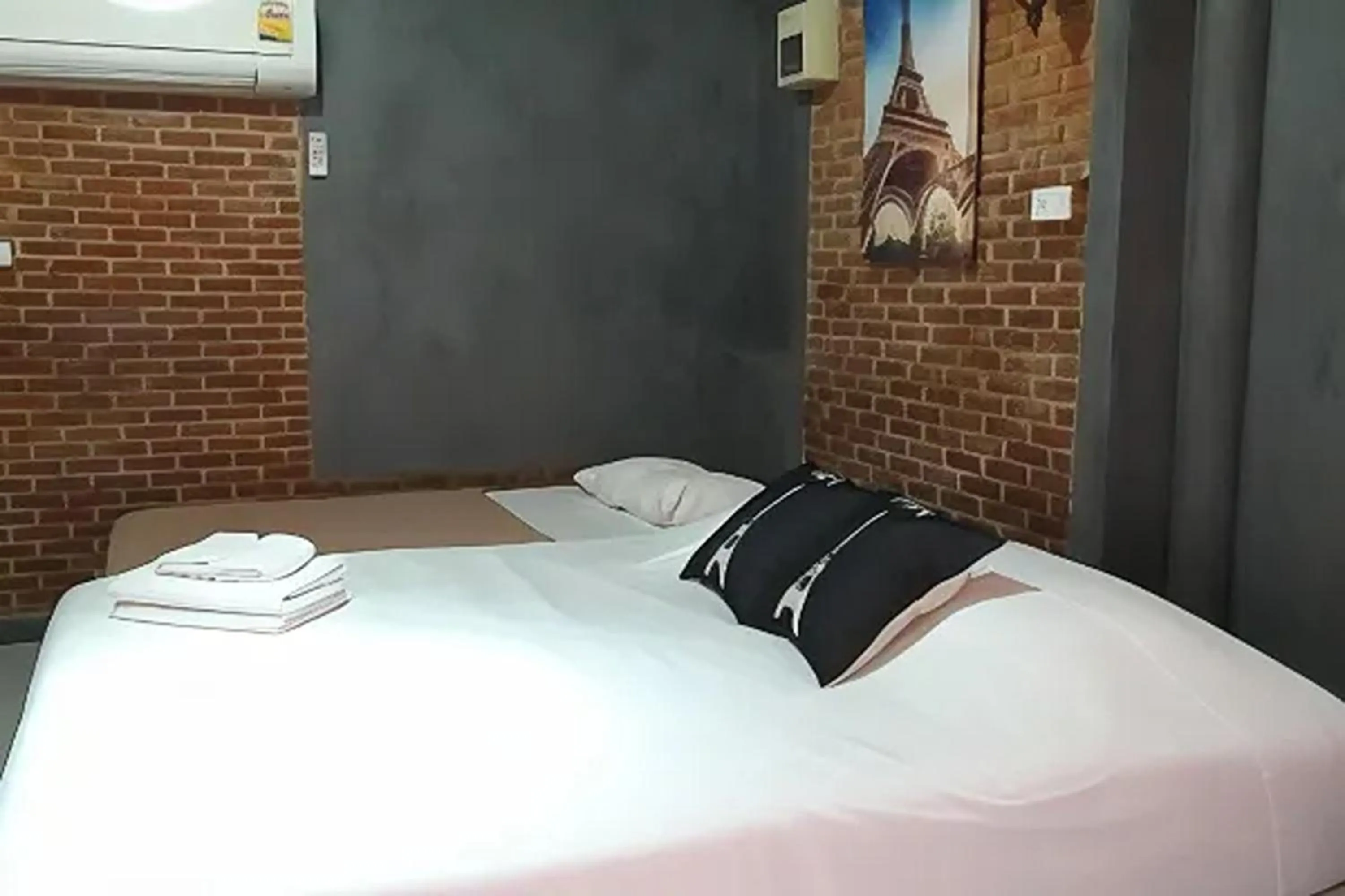 Bed in Kalacanal resort