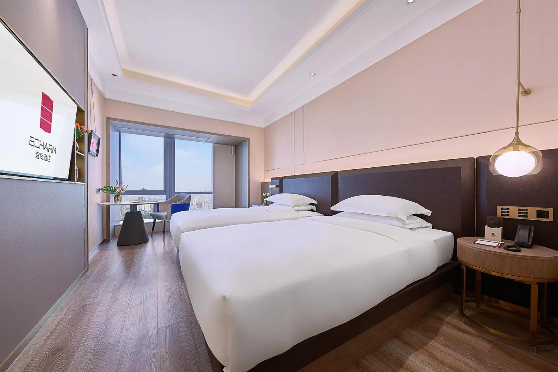 Bed in Echarm plus International Hotel Guangzhou Changgang Metro Station Branch - Free Shuttle Bus to Canton Fair Complex During Canton Fair Period