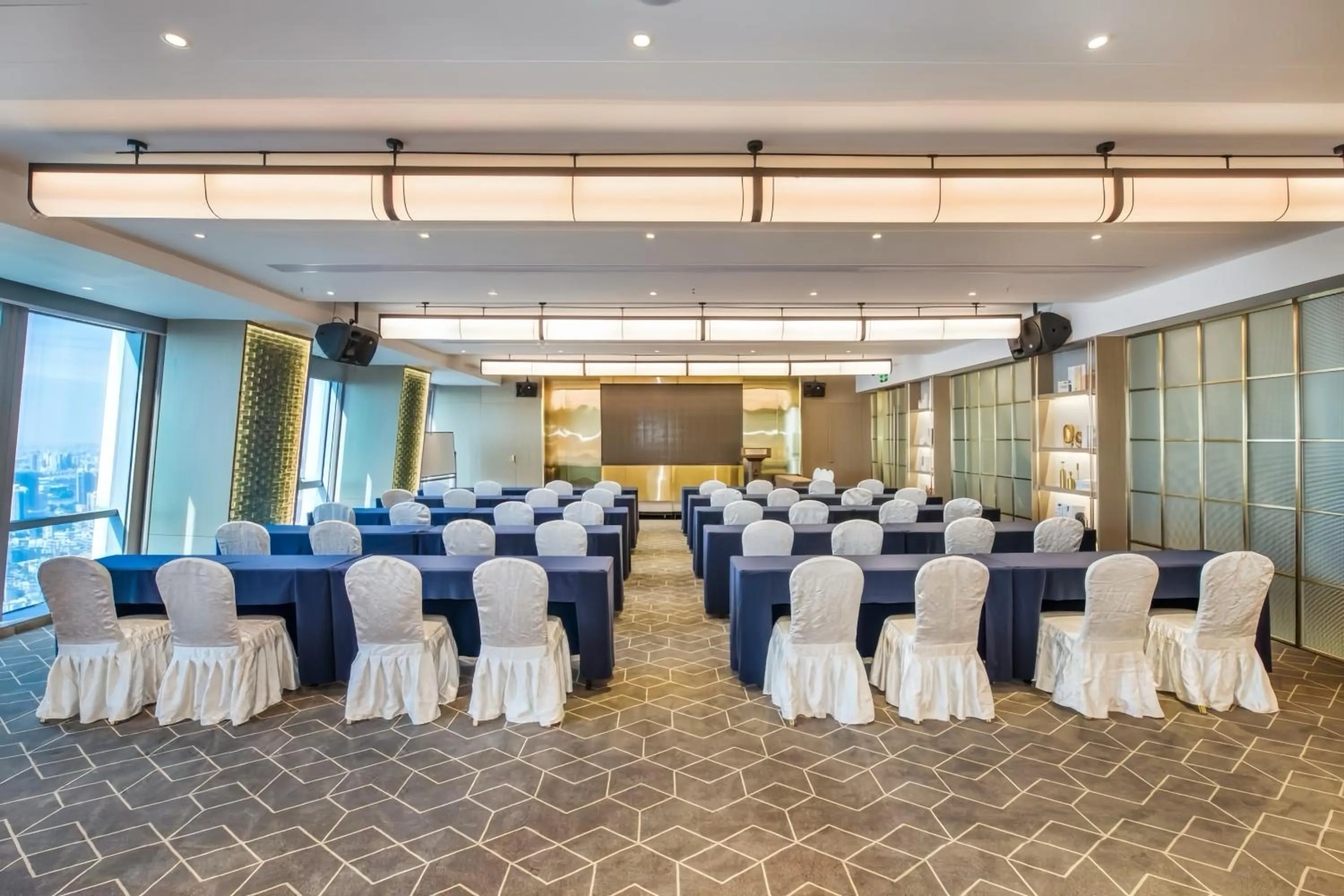 Meeting/conference room in Echarm plus International Hotel Guangzhou Changgang Metro Station Branch - Free Shuttle Bus to Canton Fair Complex During Canton Fair Period