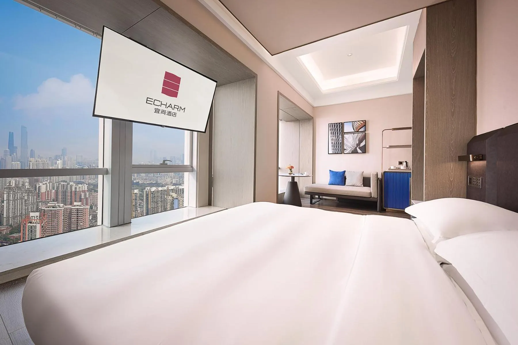 Bed in Echarm plus International Hotel Guangzhou Changgang Metro Station Branch - Free Shuttle Bus to Canton Fair Complex During Canton Fair Period