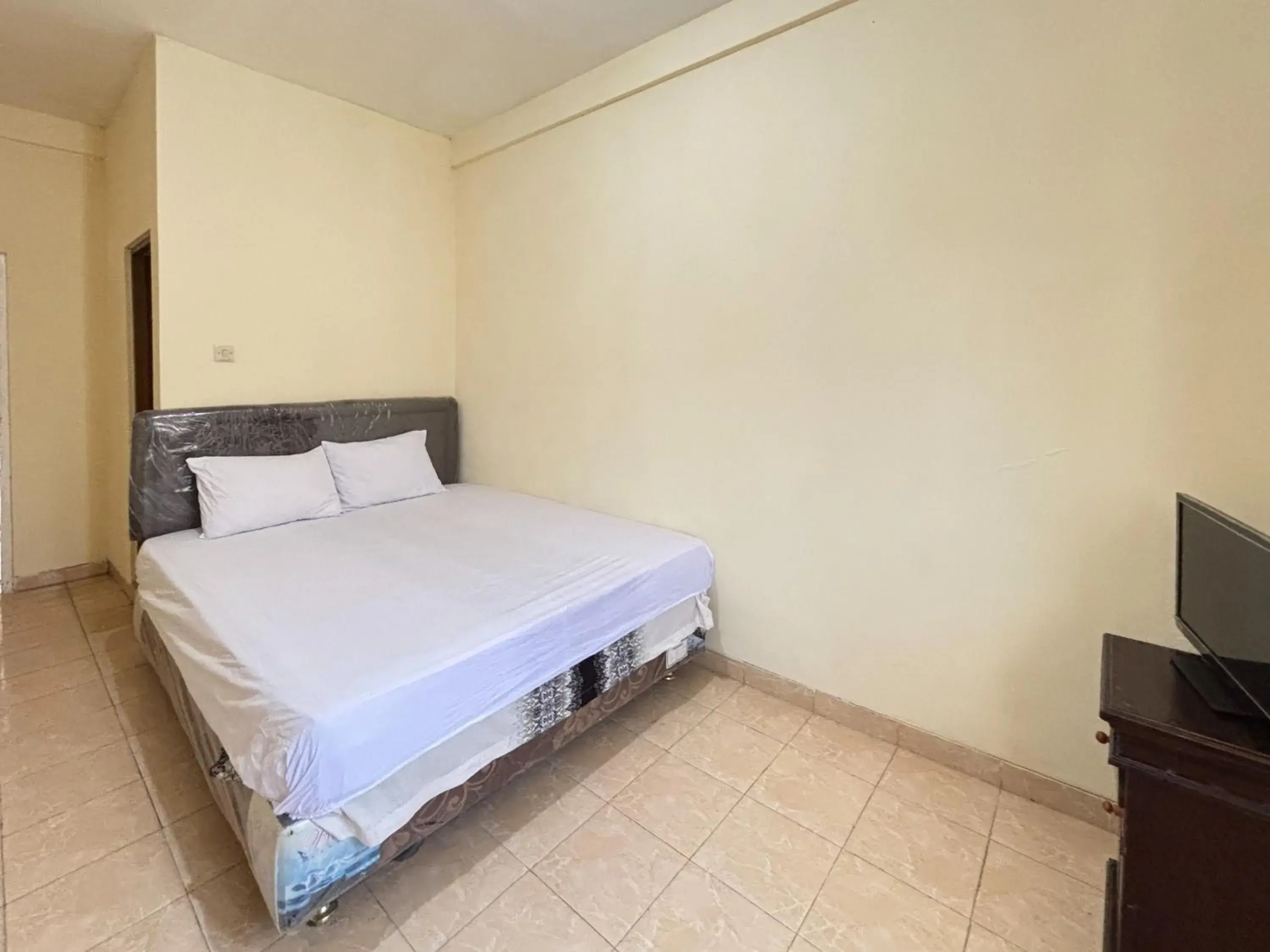 Wisma Salak Family Guest House Syariah RedPartner Wisma Salak Family Guest House Syariah RedPartner