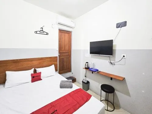 RedDoorz at Pucang Anom Timur Surabaya