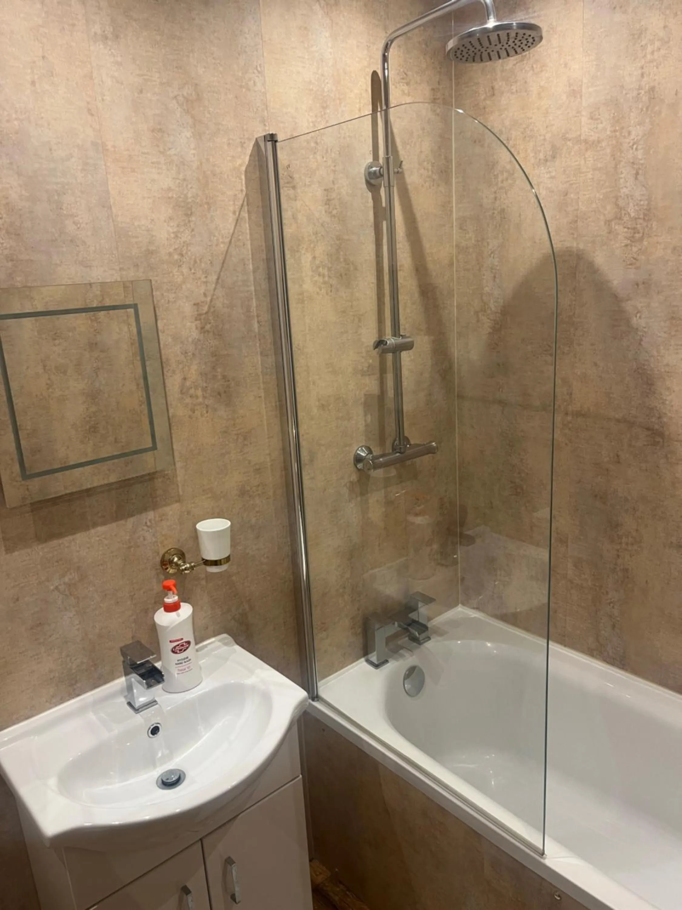 Shores Holiday Apartments