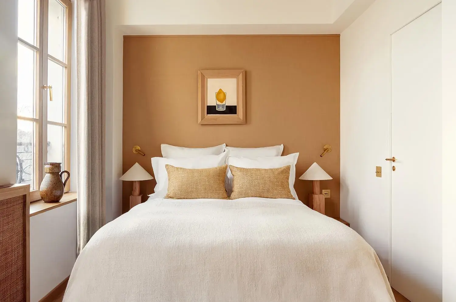 Family triple room in Elysée Montmartre Hotel Family triple room in Elysée Montmartre Hotel