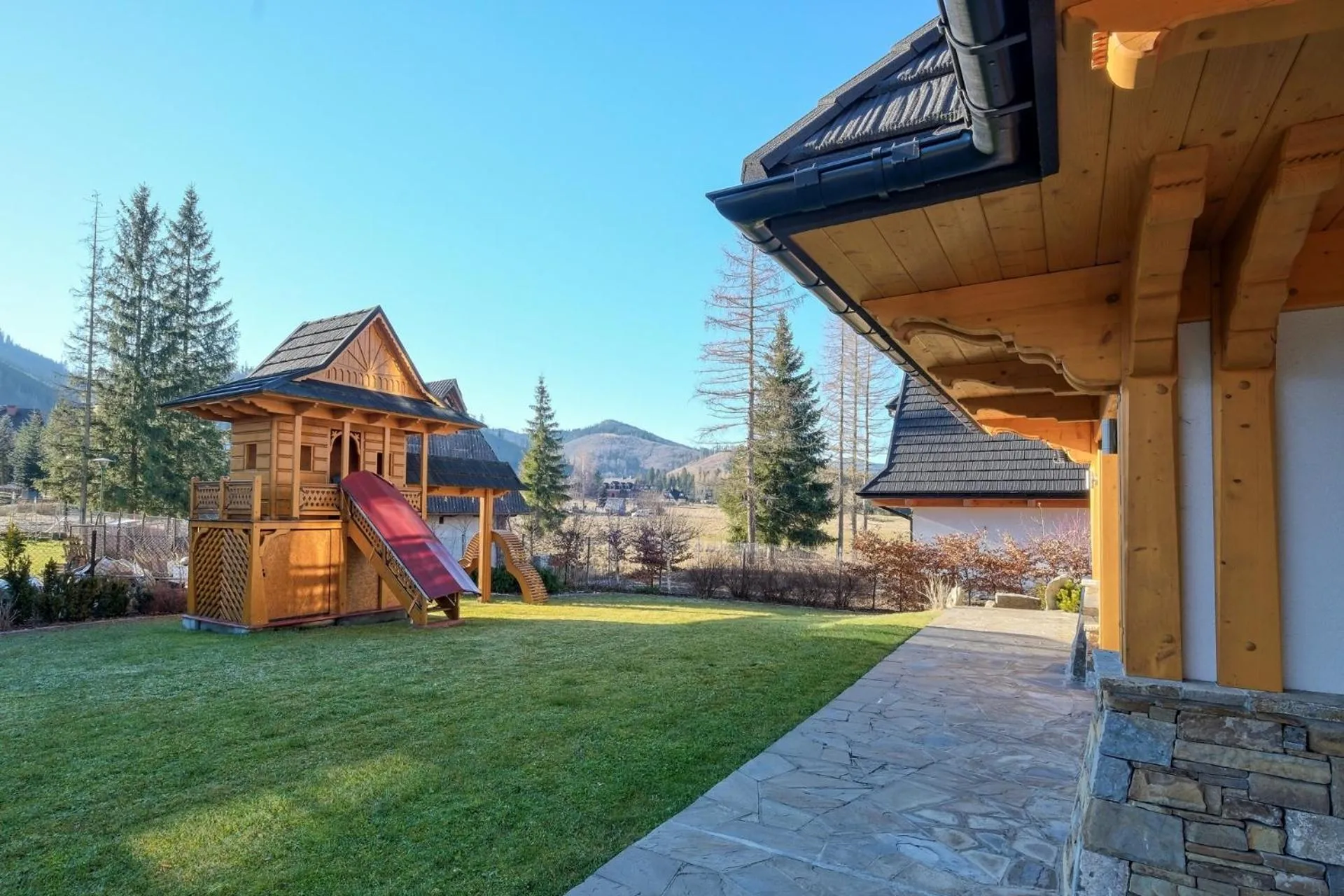 Property building in Rezydencja Knauberówka, Odkryj-Zakopane