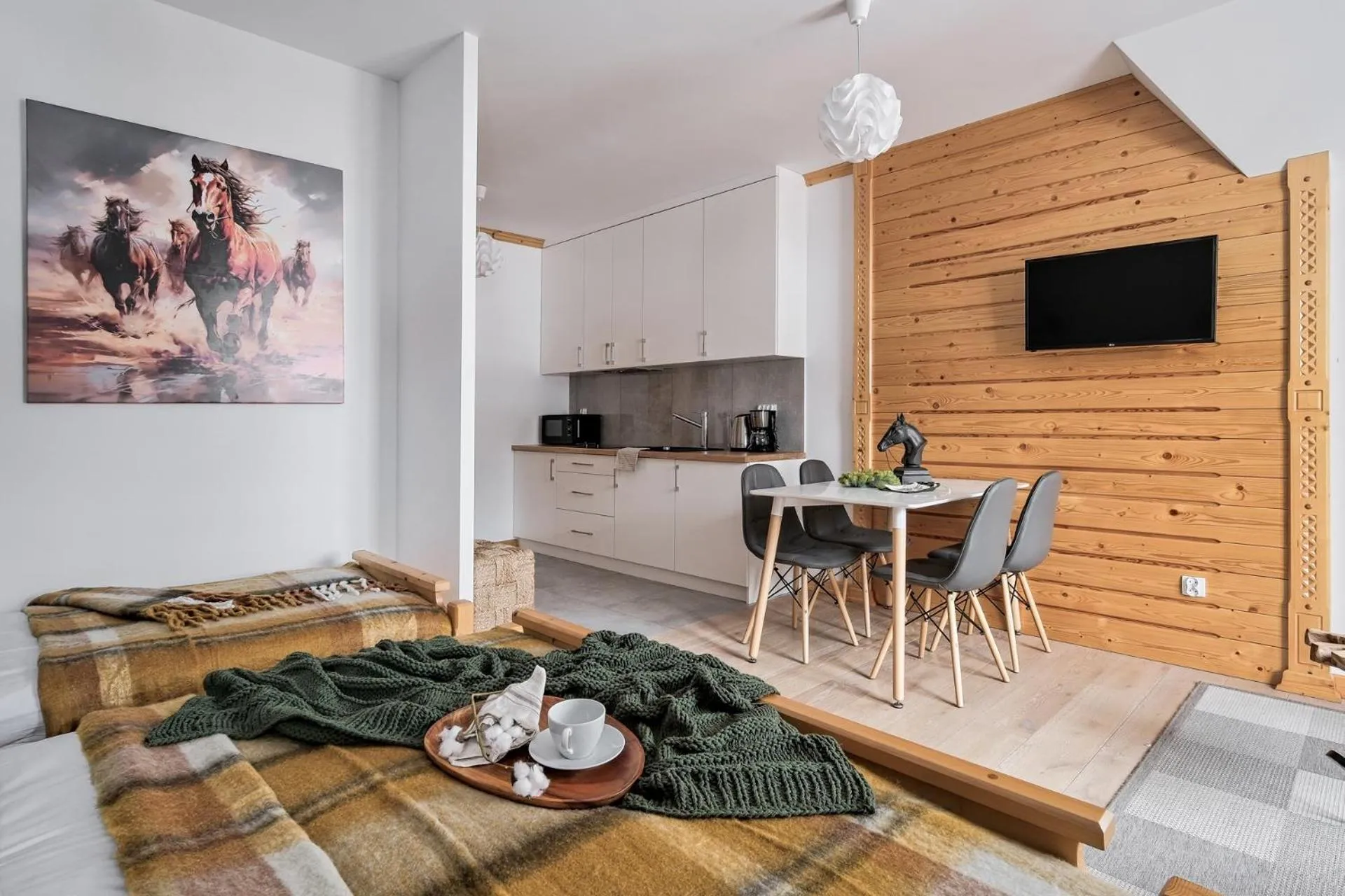Communal lounge/ TV room in Rezydencja Knauberówka, Odkryj-Zakopane