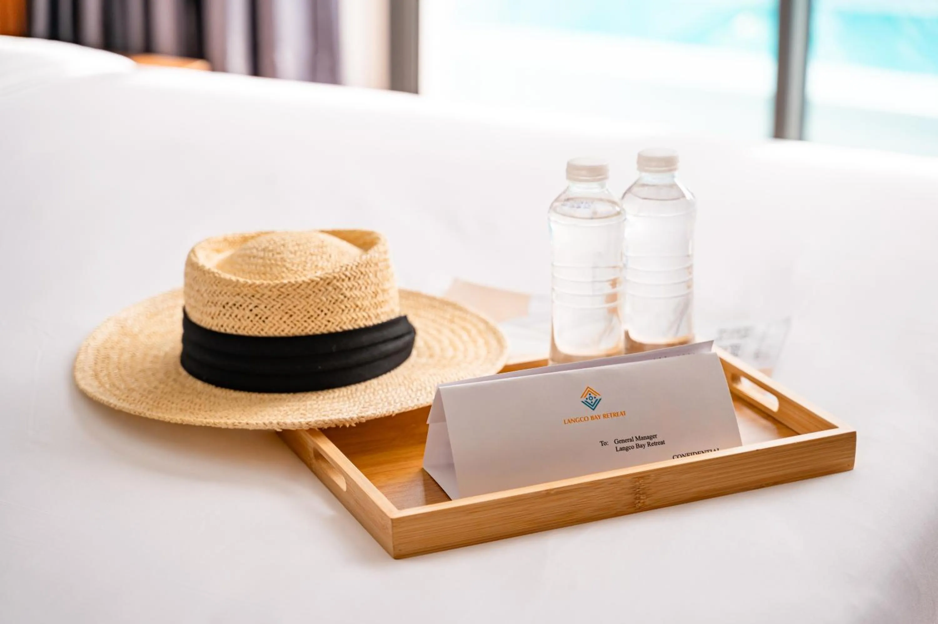 Photo of the whole room in Langco Bay Retreat