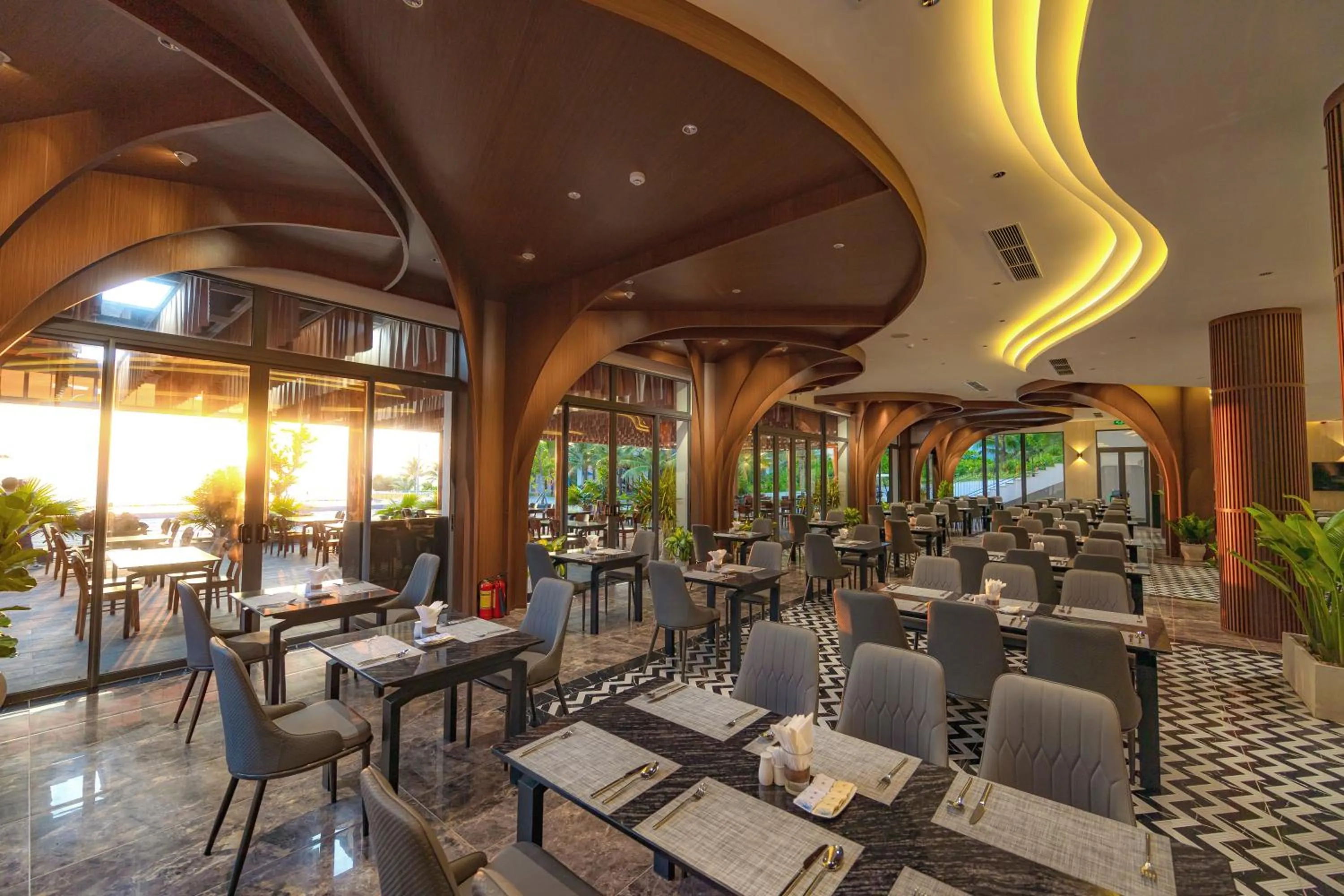 Restaurant/places to eat in Langco Bay Retreat