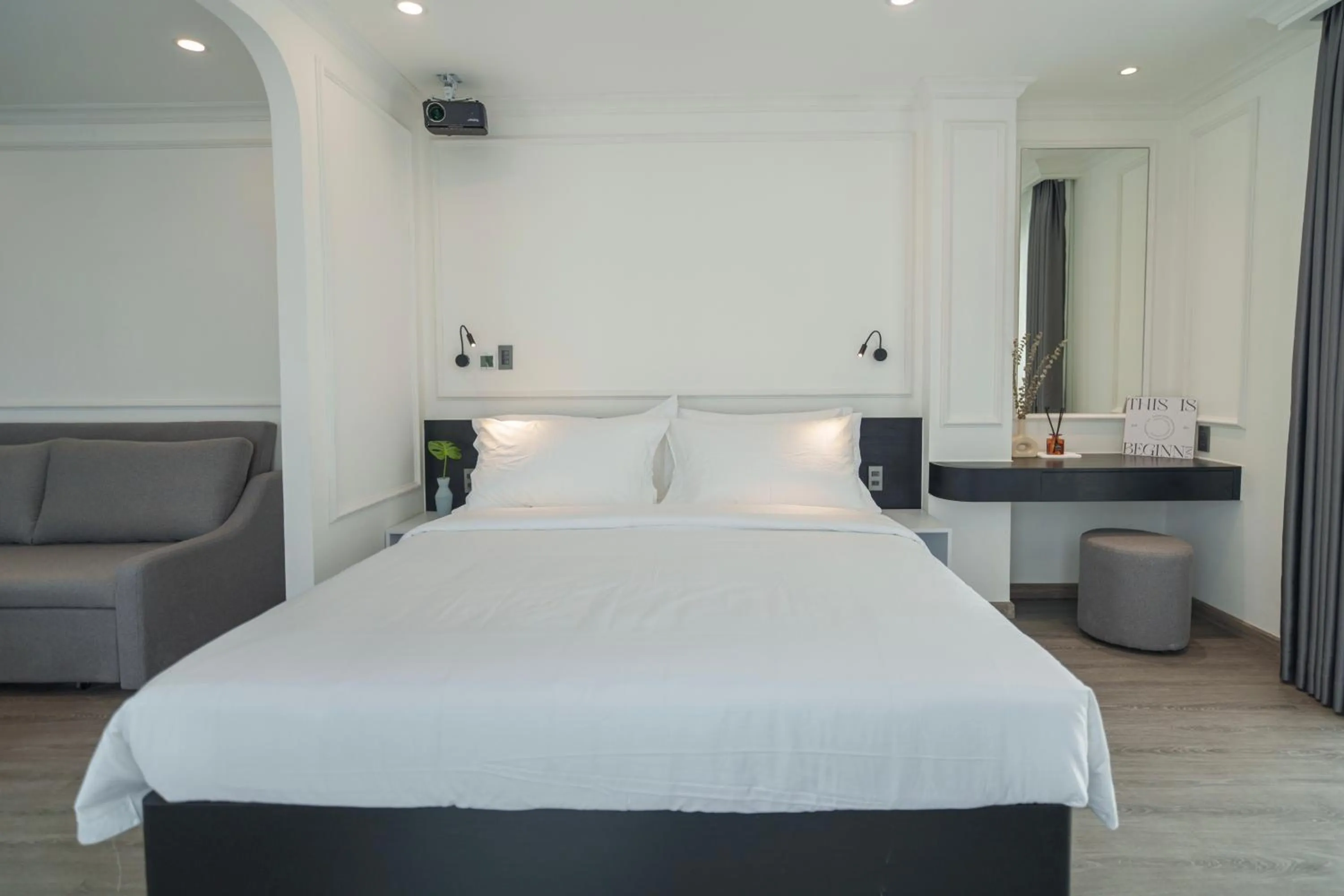 Bed in CityHouse- El Pino Realm at Metro Ben Thanh Market