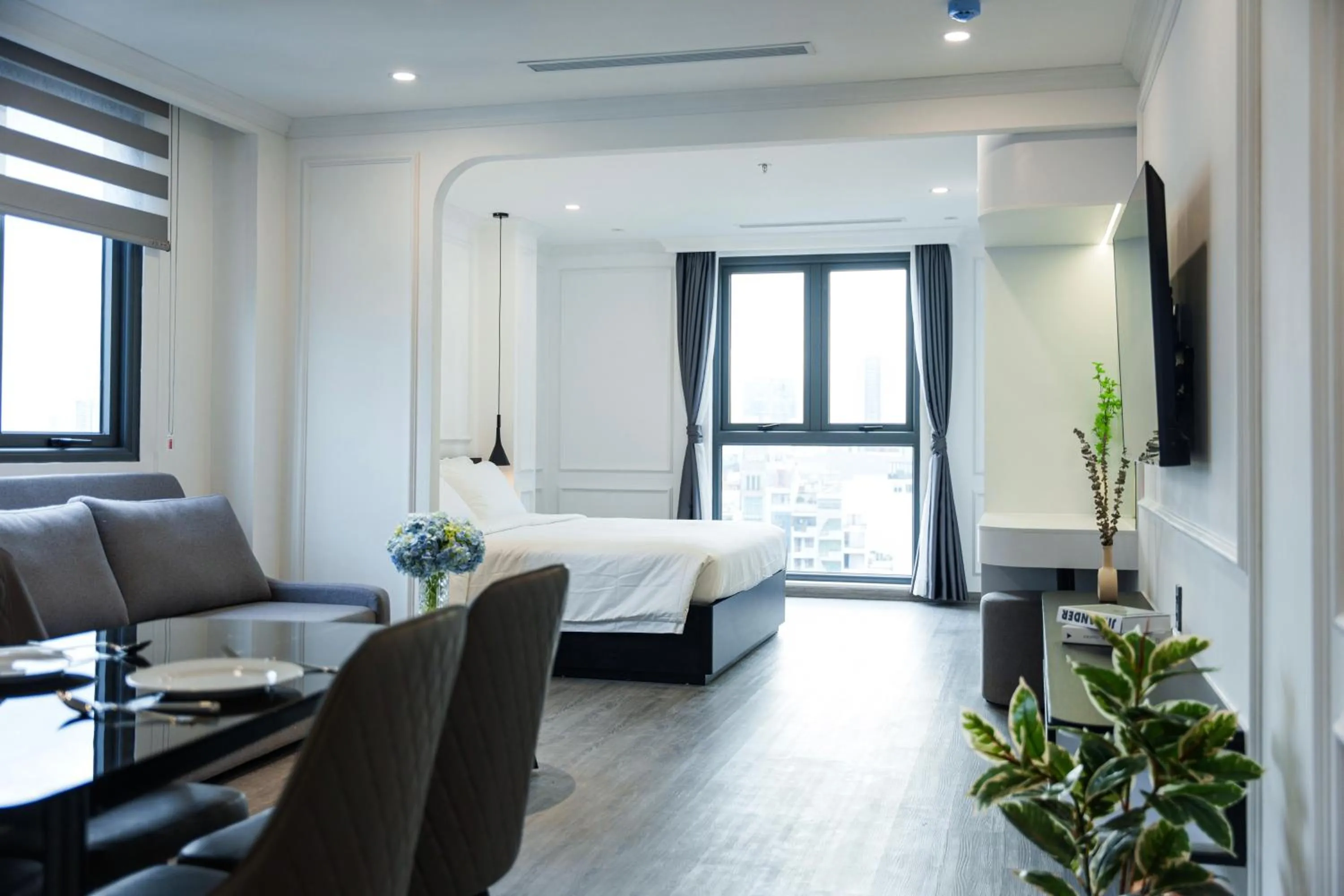 Bed in CityHouse- El Pino Realm at Metro Ben Thanh Market